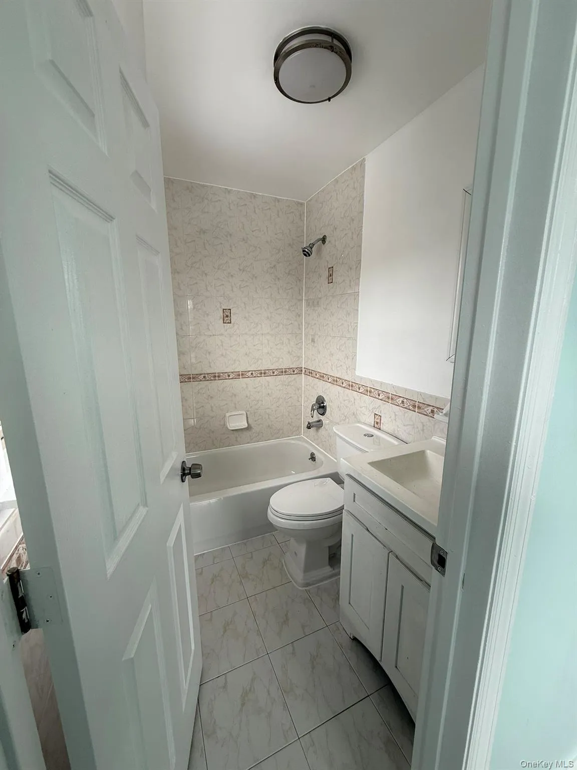 17634 133rd Avenue, New York, NY, 4 Bedrooms Bedrooms, 8 Rooms Rooms,2 BathroomsBathrooms,Residential Lease,For Rent,133rd,0,963475 17634 133rd Avenue, New York, NY, 4 Bedrooms Bedrooms, 8 Rooms Rooms,2 BathroomsBathrooms,Residential Lease,For Rent,133rd,0,963475