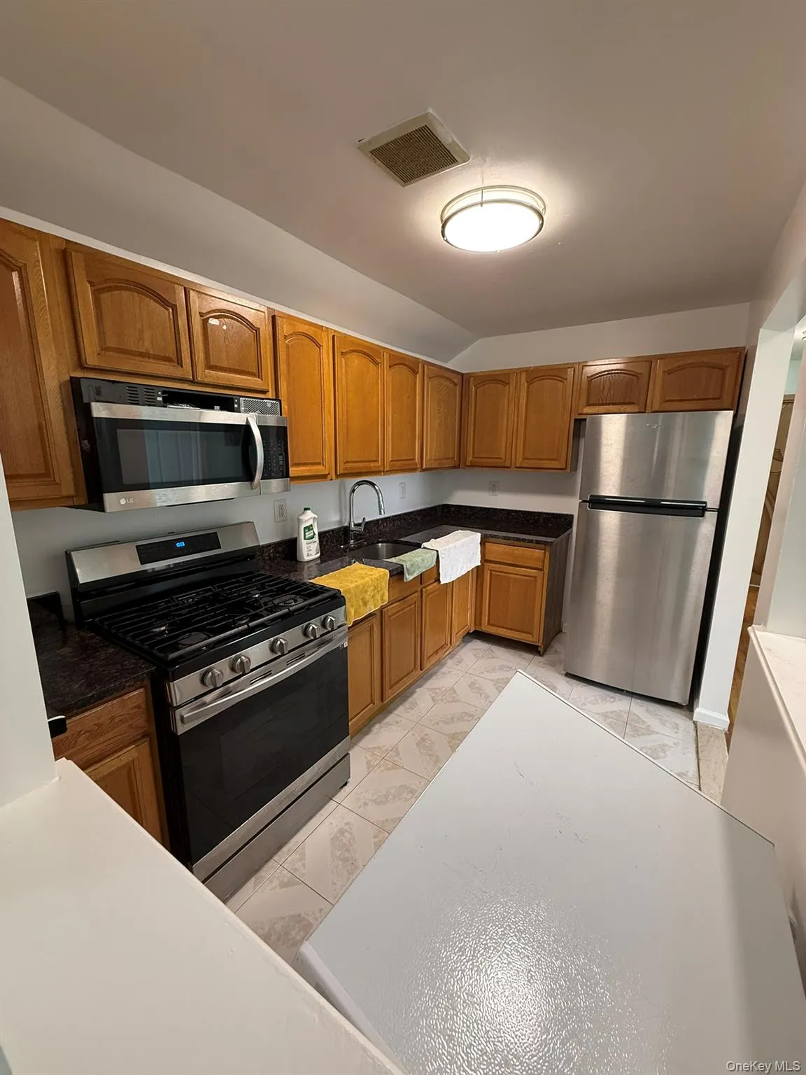 17634 133rd Avenue, New York, NY, 4 Bedrooms Bedrooms, 8 Rooms Rooms,2 BathroomsBathrooms,Residential Lease,For Rent,133rd,0,963475 17634 133rd Avenue, New York, NY, 4 Bedrooms Bedrooms, 8 Rooms Rooms,2 BathroomsBathrooms,Residential Lease,For Rent,133rd,0,963475