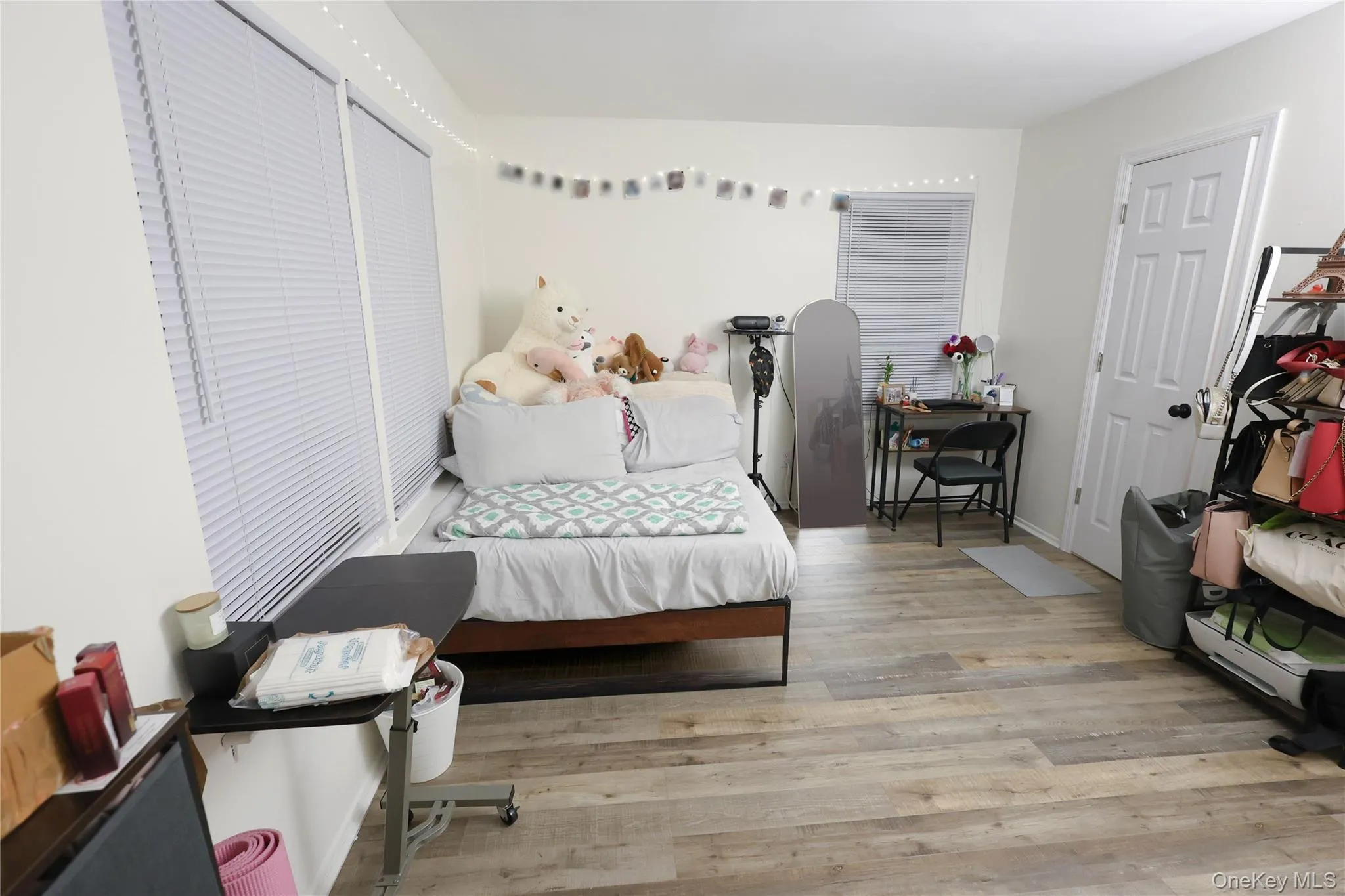 3 Saratoga Court, Brookhaven, NY, 2 Bedrooms Bedrooms, 5 Rooms Rooms,1 BathroomBathrooms,Residential Lease,For Rent,Saratoga,0,963493 3 Saratoga Court, Brookhaven, NY, 2 Bedrooms Bedrooms, 5 Rooms Rooms,1 BathroomBathrooms,Residential Lease,For Rent,Saratoga,0,963493