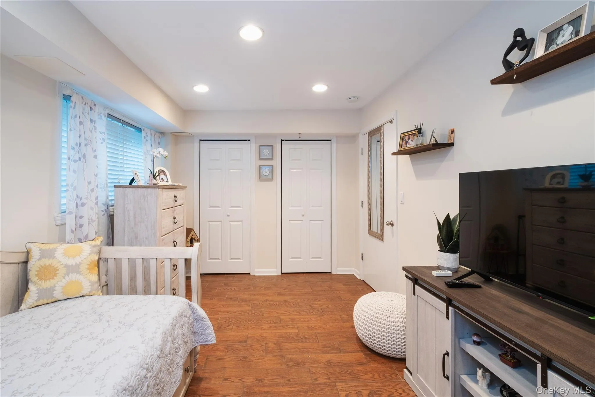 50 West Street, Harrison, NY, 2 Bedrooms Bedrooms, 3 Rooms Rooms,1 BathroomBathrooms,Residential Sale,For Rent,West,0,963501 50 West Street, Harrison, NY, 2 Bedrooms Bedrooms, 3 Rooms Rooms,1 BathroomBathrooms,Residential Sale,For Rent,West,0,963501