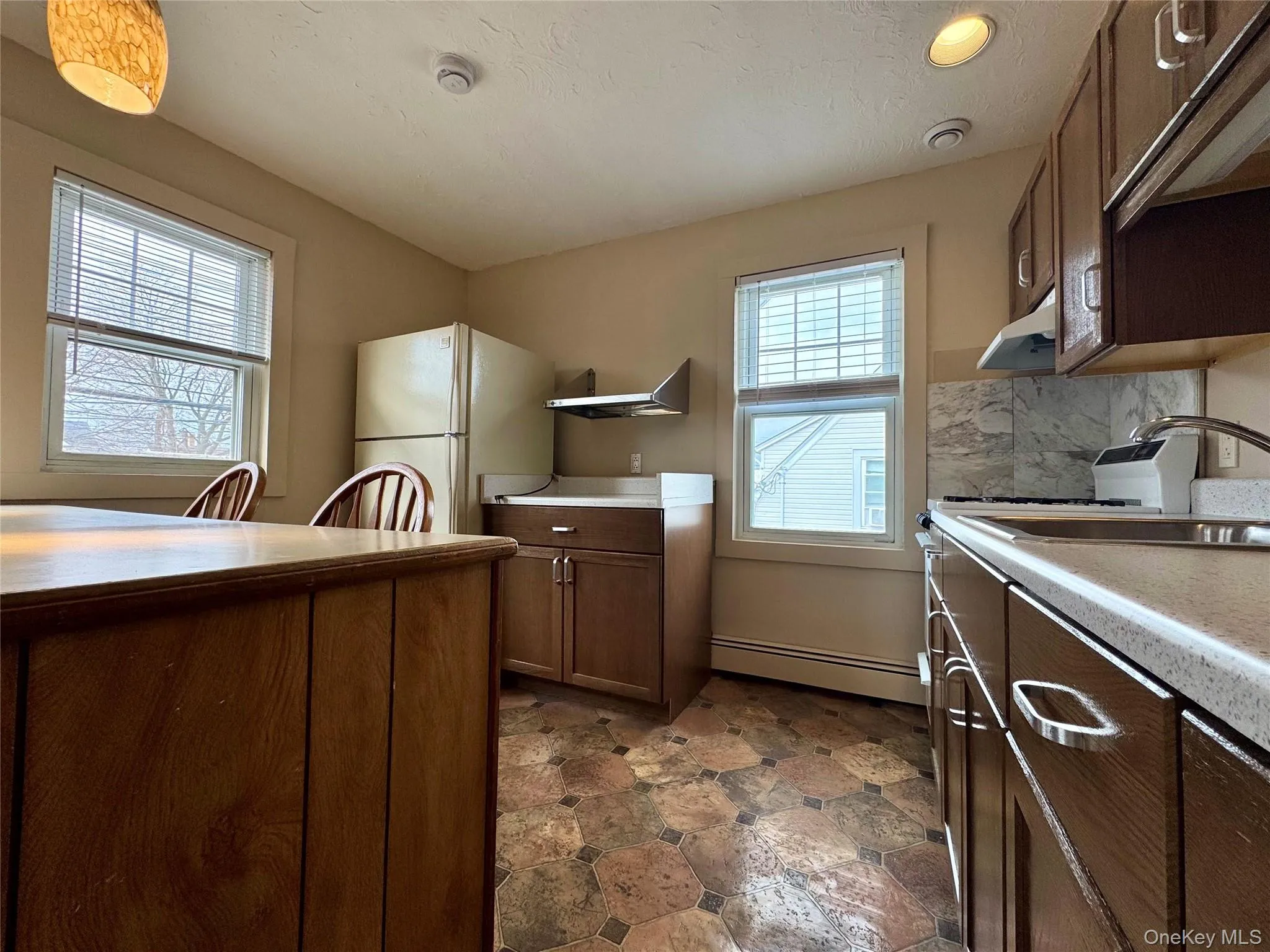 99 Jerusalem Avenue, Oyster Bay, NY, 2 Bedrooms Bedrooms, 5 Rooms Rooms,1 BathroomBathrooms,Residential Lease,For Rent,Jerusalem,0,963502 99 Jerusalem Avenue, Oyster Bay, NY, 2 Bedrooms Bedrooms, 5 Rooms Rooms,1 BathroomBathrooms,Residential Lease,For Rent,Jerusalem,0,963502