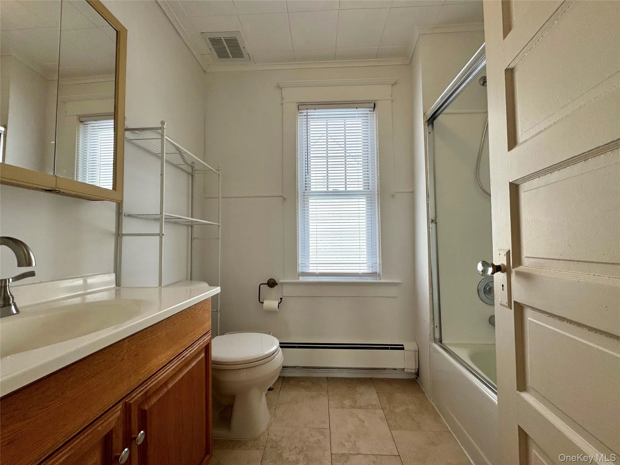 99 Jerusalem Avenue, Oyster Bay, NY, 2 Bedrooms Bedrooms, 5 Rooms Rooms,1 BathroomBathrooms,Residential Lease,For Rent,Jerusalem,0,963502 99 Jerusalem Avenue, Oyster Bay, NY, 2 Bedrooms Bedrooms, 5 Rooms Rooms,1 BathroomBathrooms,Residential Lease,For Rent,Jerusalem,0,963502