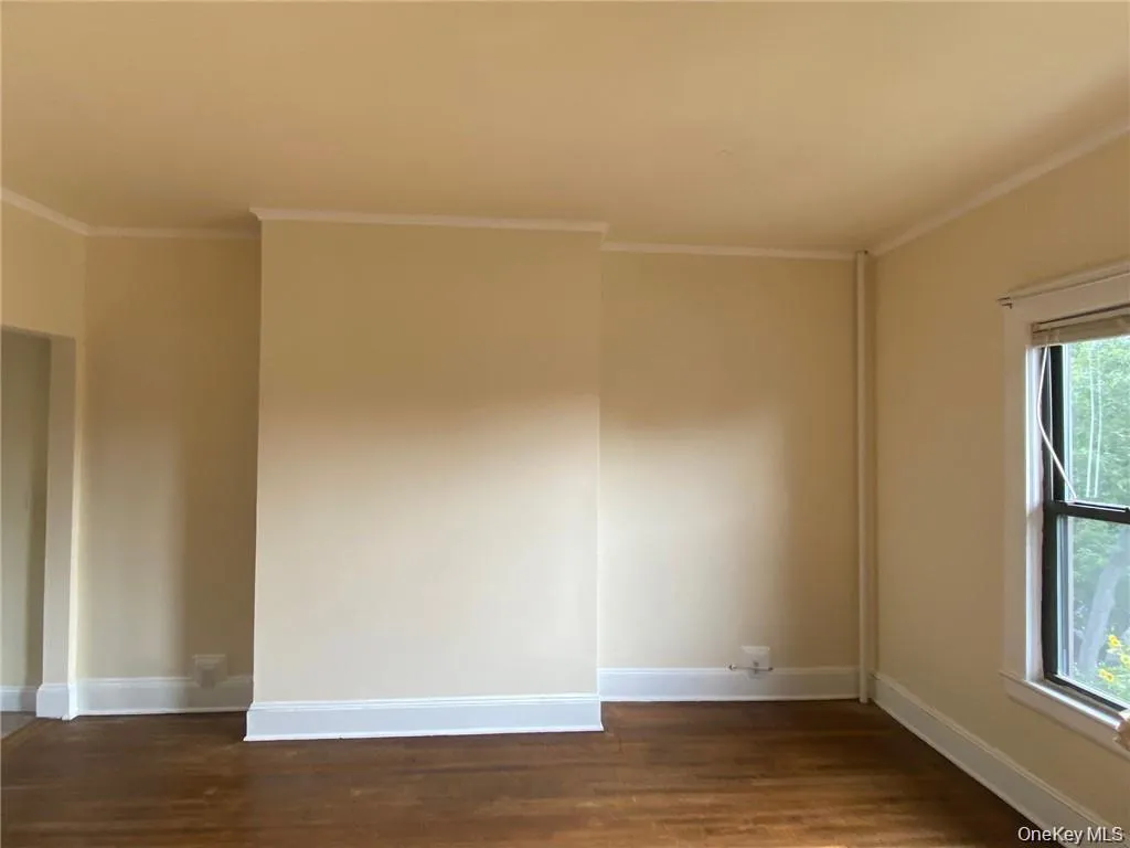 176 Colonial Parkway, Yonkers, NY, 1 Bedroom Bedrooms, 3 Rooms Rooms,1 BathroomBathrooms,Residential Lease,For Rent,Colonial,0,963525 176 Colonial Parkway, Yonkers, NY, 1 Bedroom Bedrooms, 3 Rooms Rooms,1 BathroomBathrooms,Residential Lease,For Rent,Colonial,0,963525