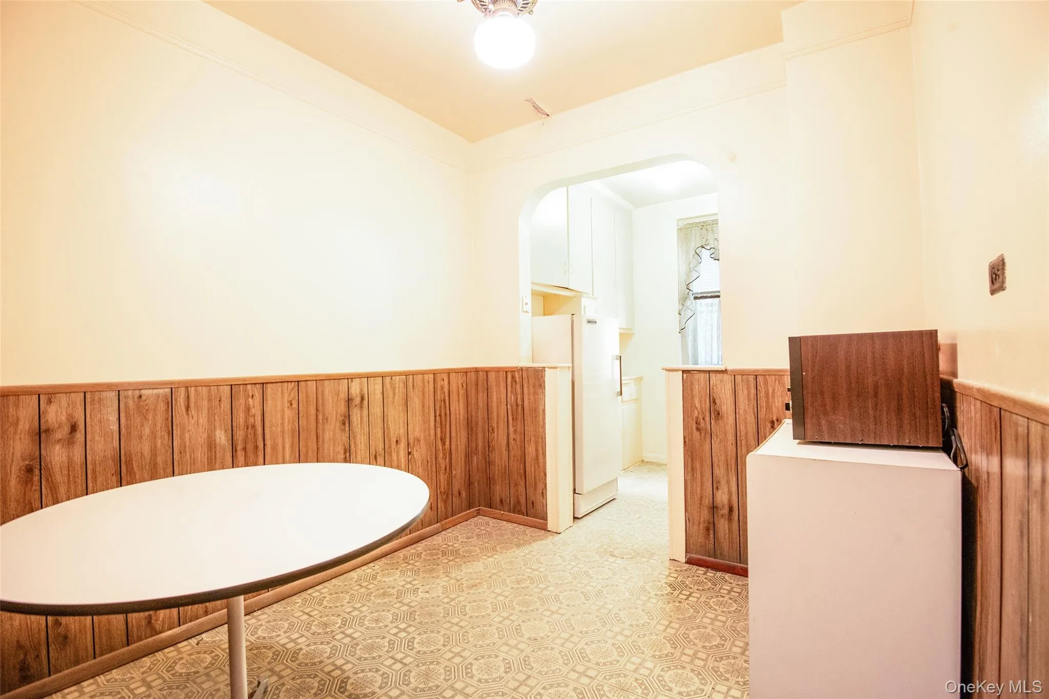 3321 Bruckner Boulevard, New York, NY, 1 Bedroom Bedrooms, 3 Rooms Rooms,1 BathroomBathrooms,Residential,For Rent,Bruckner,0,963532 3321 Bruckner Boulevard, New York, NY, 1 Bedroom Bedrooms, 3 Rooms Rooms,1 BathroomBathrooms,Residential,For Rent,Bruckner,0,963532