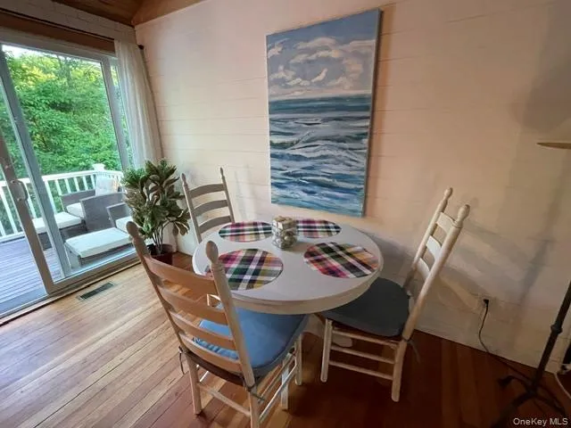 24 Cliff Way, Riverhead, NY, 2 Bedrooms Bedrooms, 5 Rooms Rooms,1 BathroomBathrooms,Residential Lease,For Rent,Cliff,0,963543 24 Cliff Way, Riverhead, NY, 2 Bedrooms Bedrooms, 5 Rooms Rooms,1 BathroomBathrooms,Residential Lease,For Rent,Cliff,0,963543