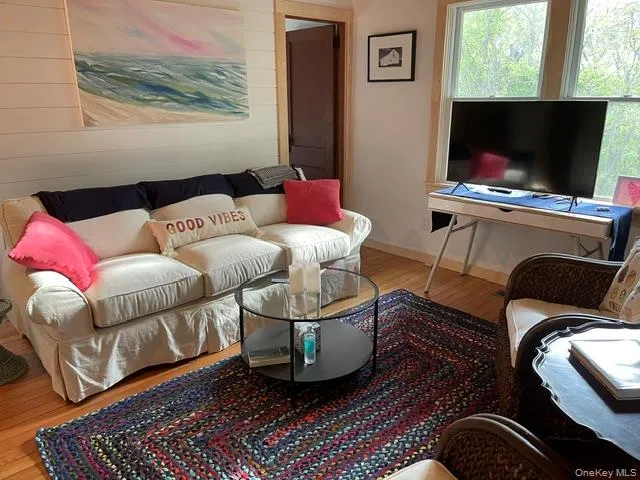 24 Cliff Way, Riverhead, NY, 2 Bedrooms Bedrooms, 5 Rooms Rooms,1 BathroomBathrooms,Residential Lease,For Rent,Cliff,0,963547 24 Cliff Way, Riverhead, NY, 2 Bedrooms Bedrooms, 5 Rooms Rooms,1 BathroomBathrooms,Residential Lease,For Rent,Cliff,0,963547