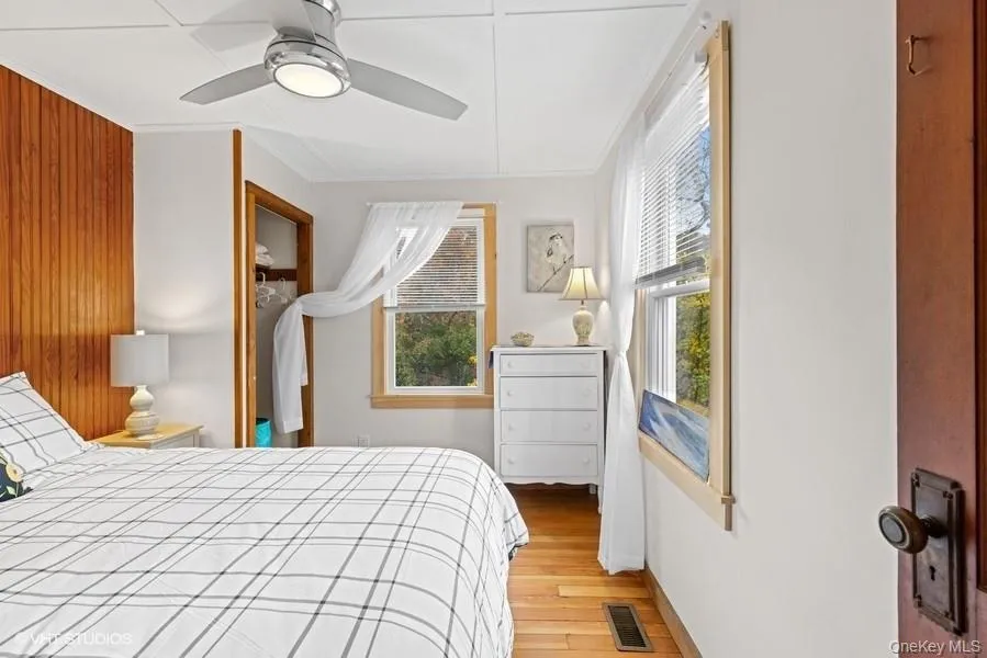 24 Cliff Way, Riverhead, NY, 2 Bedrooms Bedrooms, 5 Rooms Rooms,1 BathroomBathrooms,Residential Lease,For Rent,Cliff,0,963547 24 Cliff Way, Riverhead, NY, 2 Bedrooms Bedrooms, 5 Rooms Rooms,1 BathroomBathrooms,Residential Lease,For Rent,Cliff,0,963547