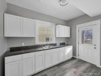 39 Westside Avenue, Haverstraw, NY, 5 Bedrooms Bedrooms, 7 Rooms Rooms,1 BathroomBathrooms,Residential,For Rent,Westside,0,963556 39 Westside Avenue, Haverstraw, NY, 5 Bedrooms Bedrooms, 7 Rooms Rooms,1 BathroomBathrooms,Residential,For Rent,Westside,0,963556