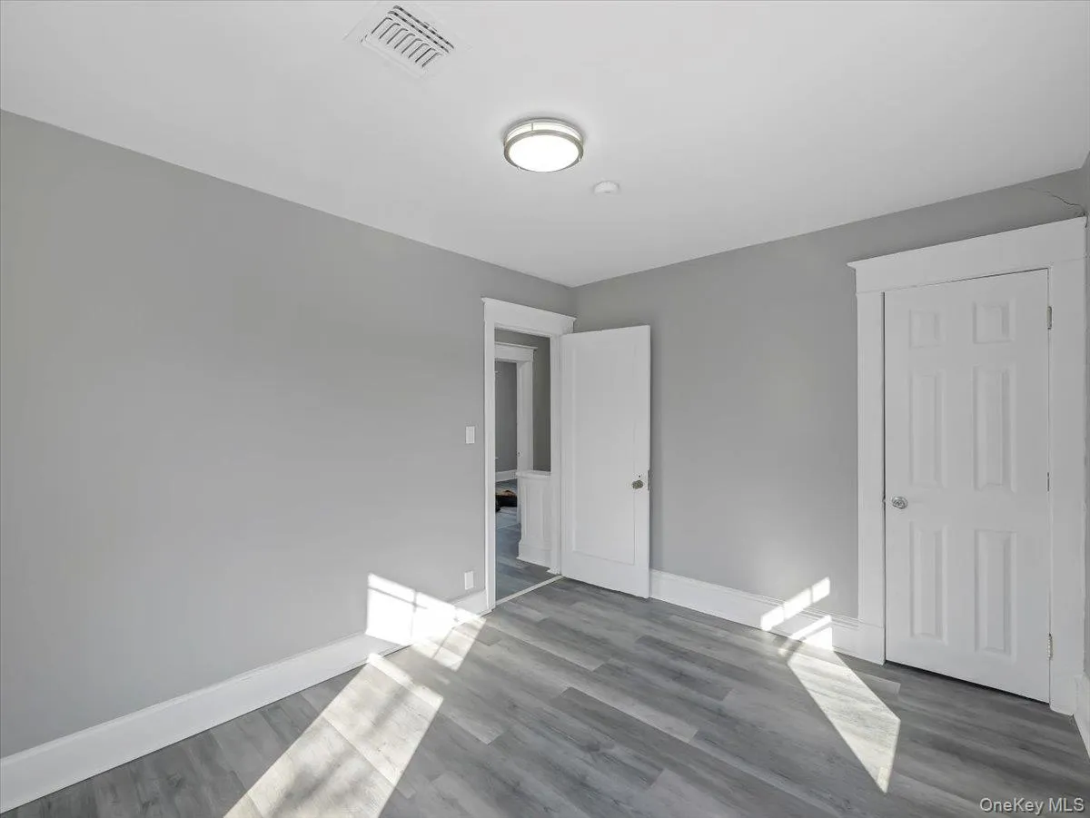 39 Westside Avenue, Haverstraw, NY, 5 Bedrooms Bedrooms, 7 Rooms Rooms,1 BathroomBathrooms,Residential,For Rent,Westside,0,963556 39 Westside Avenue, Haverstraw, NY, 5 Bedrooms Bedrooms, 7 Rooms Rooms,1 BathroomBathrooms,Residential,For Rent,Westside,0,963556