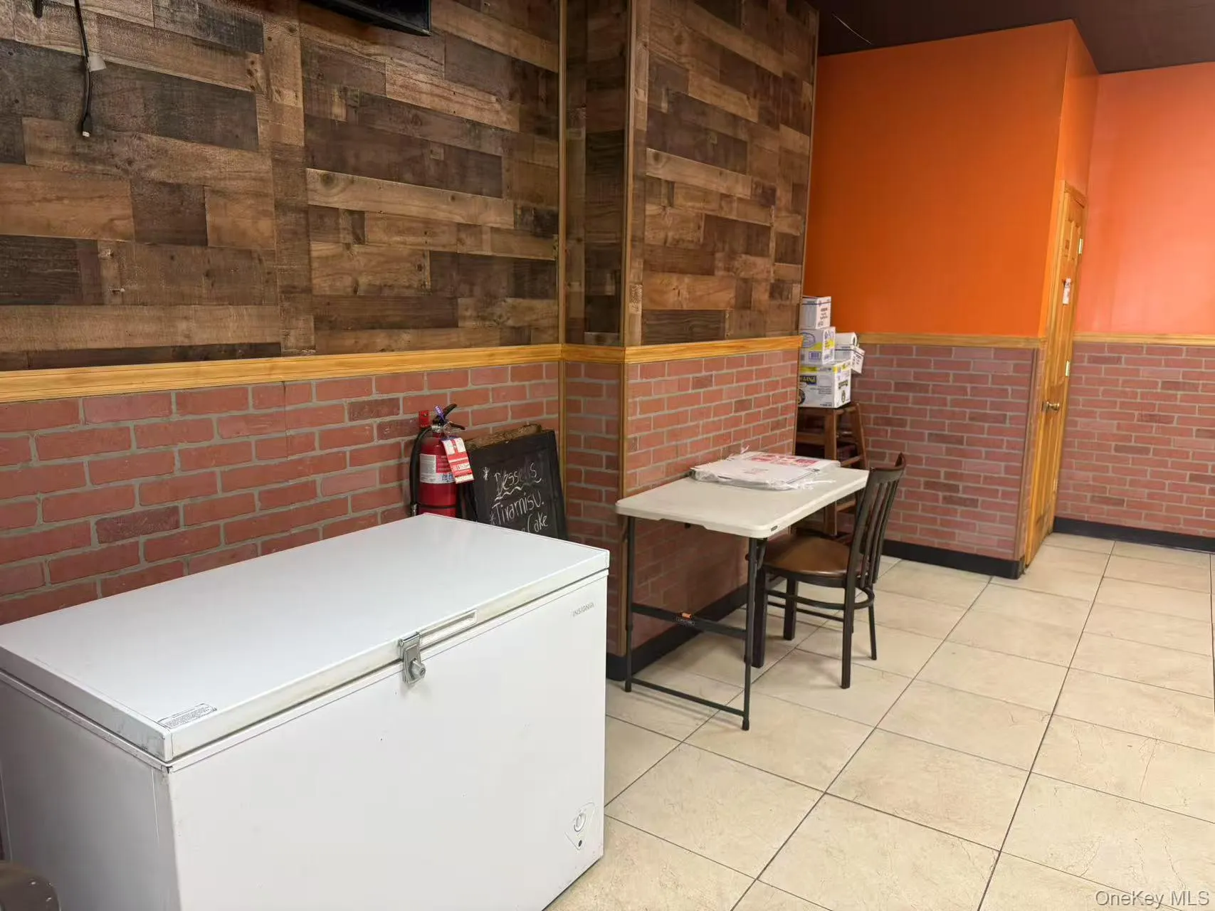 452 Seneca Avenue, New York, NY, ,Commercial Lease,For Rent,Seneca,0,963565 452 Seneca Avenue, New York, NY, ,Commercial Lease,For Rent,Seneca,0,963565