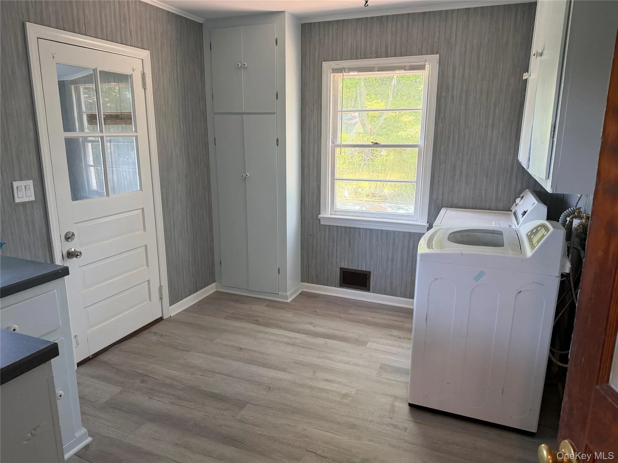 Laundry/Pantry Laundry/Pantry
