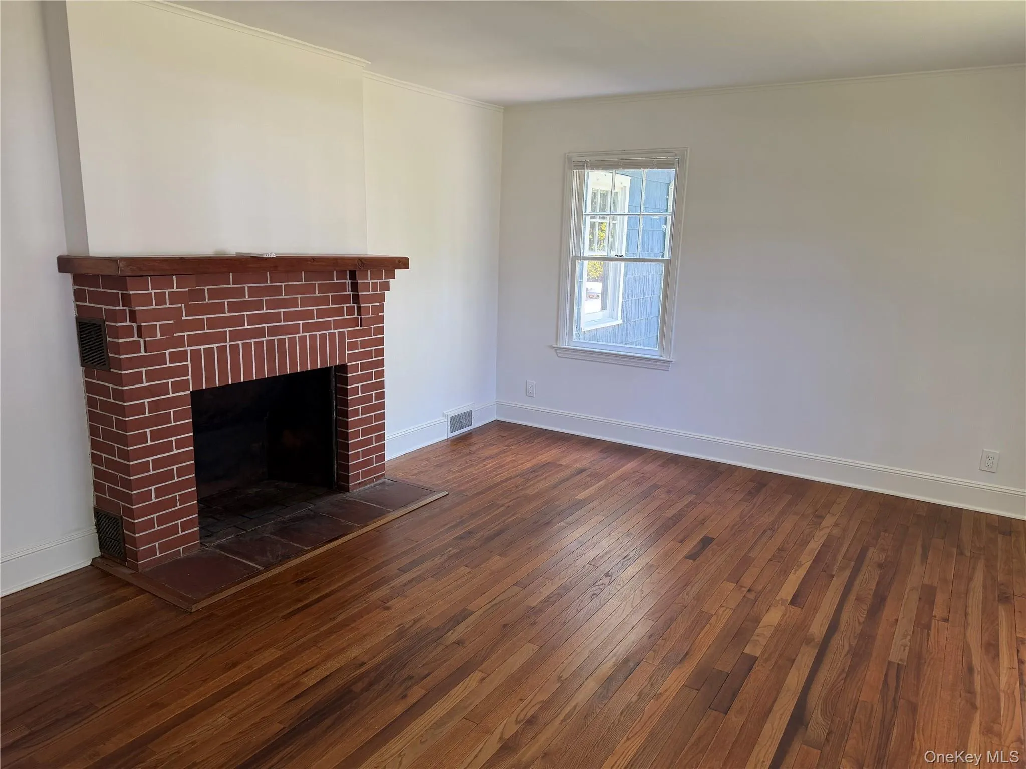 16 Vail Avenue, Southampton, NY, 5 Bedrooms Bedrooms, 9 Rooms Rooms,2 BathroomsBathrooms,Residential Lease,For Rent,Vail,0,963569 16 Vail Avenue, Southampton, NY, 5 Bedrooms Bedrooms, 9 Rooms Rooms,2 BathroomsBathrooms,Residential Lease,For Rent,Vail,0,963569