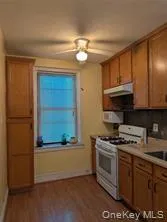 72-34 Austin Street, New York, NY, 1 Bedroom Bedrooms, 4 Rooms Rooms,1 BathroomBathrooms,Residential Lease,For Rent,Austin,0,963572 72-34 Austin Street, New York, NY, 1 Bedroom Bedrooms, 4 Rooms Rooms,1 BathroomBathrooms,Residential Lease,For Rent,Austin,0,963572