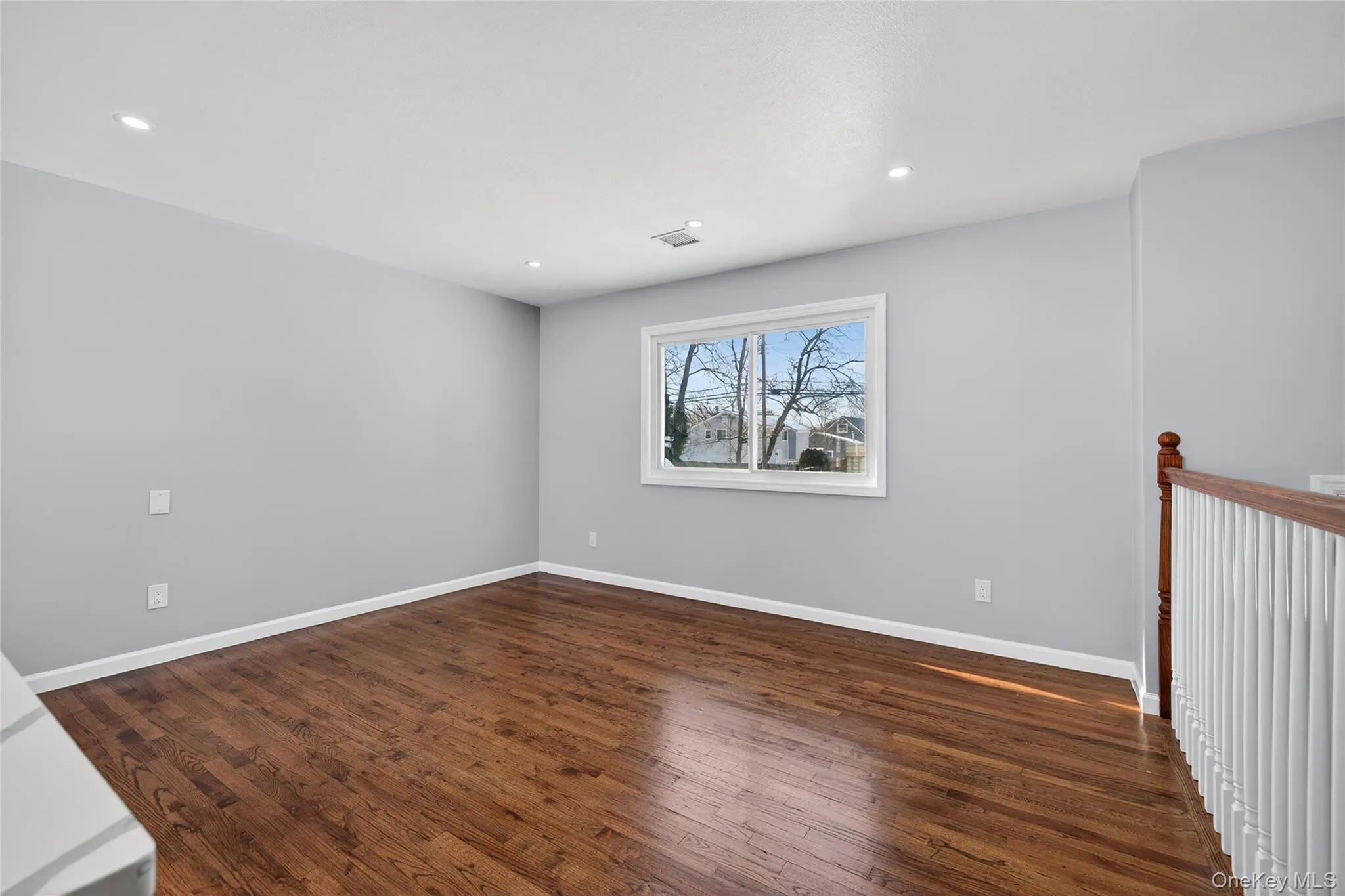 3103 Falcon Avenue, Brookhaven, NY, 5 Bedrooms Bedrooms, 8 Rooms Rooms,2 BathroomsBathrooms,Residential Lease,For Rent,Falcon,0,963587 3103 Falcon Avenue, Brookhaven, NY, 5 Bedrooms Bedrooms, 8 Rooms Rooms,2 BathroomsBathrooms,Residential Lease,For Rent,Falcon,0,963587