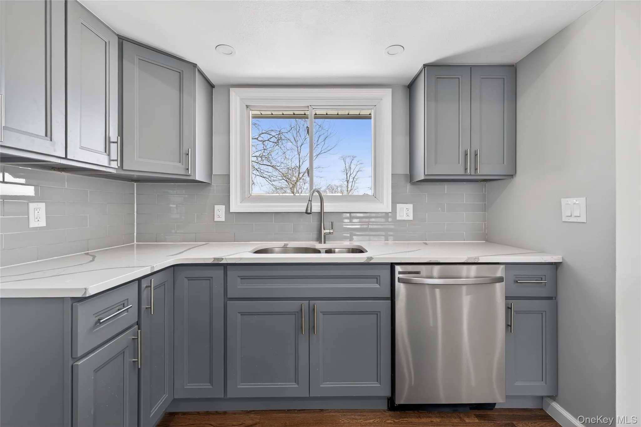 3103 Falcon Avenue, Brookhaven, NY, 5 Bedrooms Bedrooms, 8 Rooms Rooms,2 BathroomsBathrooms,Residential Lease,For Rent,Falcon,0,963587 3103 Falcon Avenue, Brookhaven, NY, 5 Bedrooms Bedrooms, 8 Rooms Rooms,2 BathroomsBathrooms,Residential Lease,For Rent,Falcon,0,963587