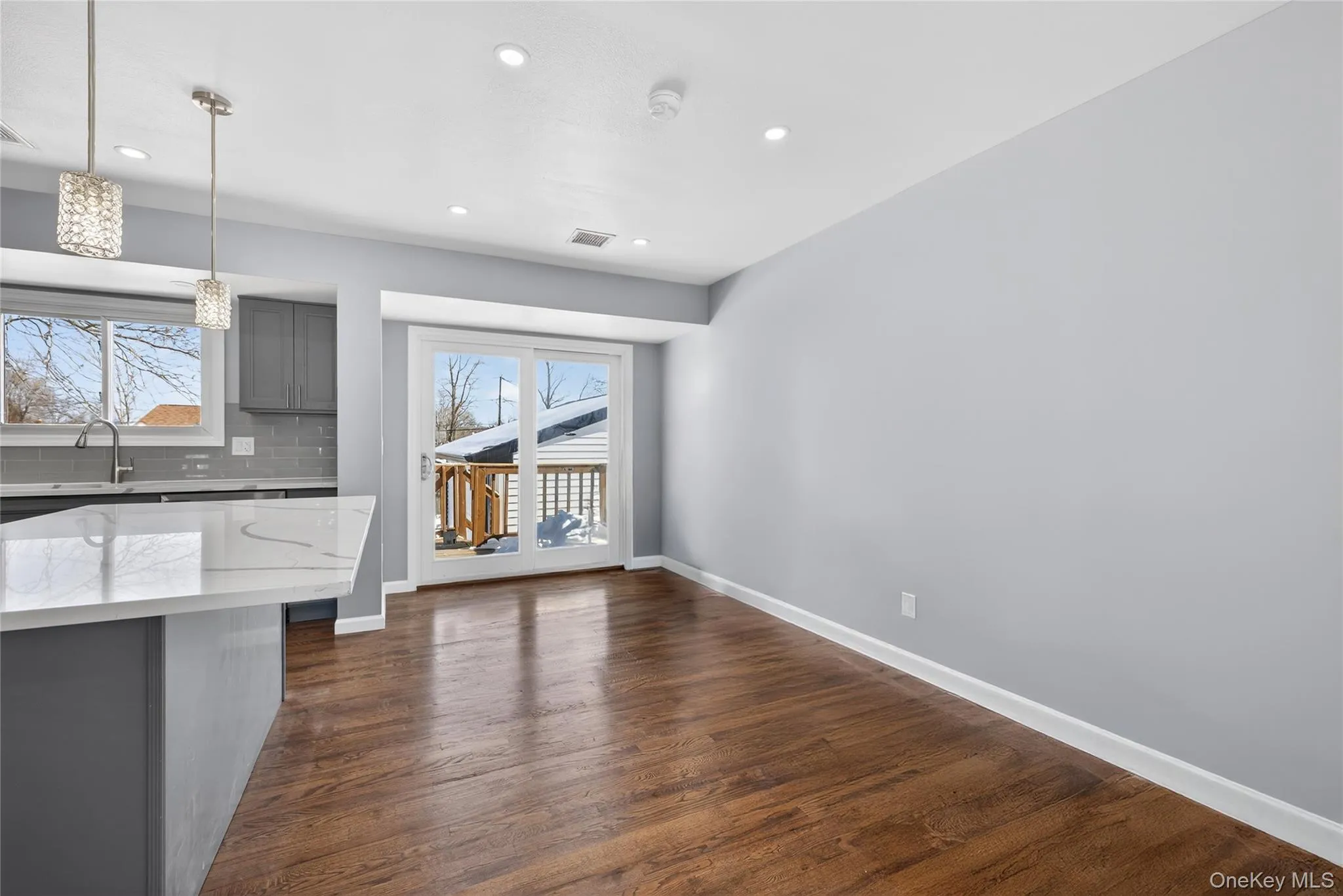 3103 Falcon Avenue, Brookhaven, NY, 5 Bedrooms Bedrooms, 8 Rooms Rooms,2 BathroomsBathrooms,Residential Lease,For Rent,Falcon,0,963587 3103 Falcon Avenue, Brookhaven, NY, 5 Bedrooms Bedrooms, 8 Rooms Rooms,2 BathroomsBathrooms,Residential Lease,For Rent,Falcon,0,963587