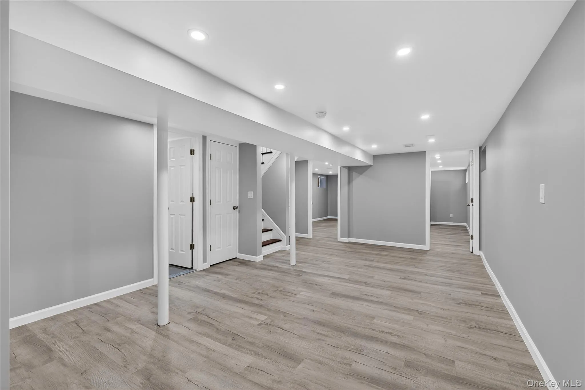 3103 Falcon Avenue, Brookhaven, NY, 5 Bedrooms Bedrooms, 8 Rooms Rooms,2 BathroomsBathrooms,Residential Lease,For Rent,Falcon,0,963587 3103 Falcon Avenue, Brookhaven, NY, 5 Bedrooms Bedrooms, 8 Rooms Rooms,2 BathroomsBathrooms,Residential Lease,For Rent,Falcon,0,963587