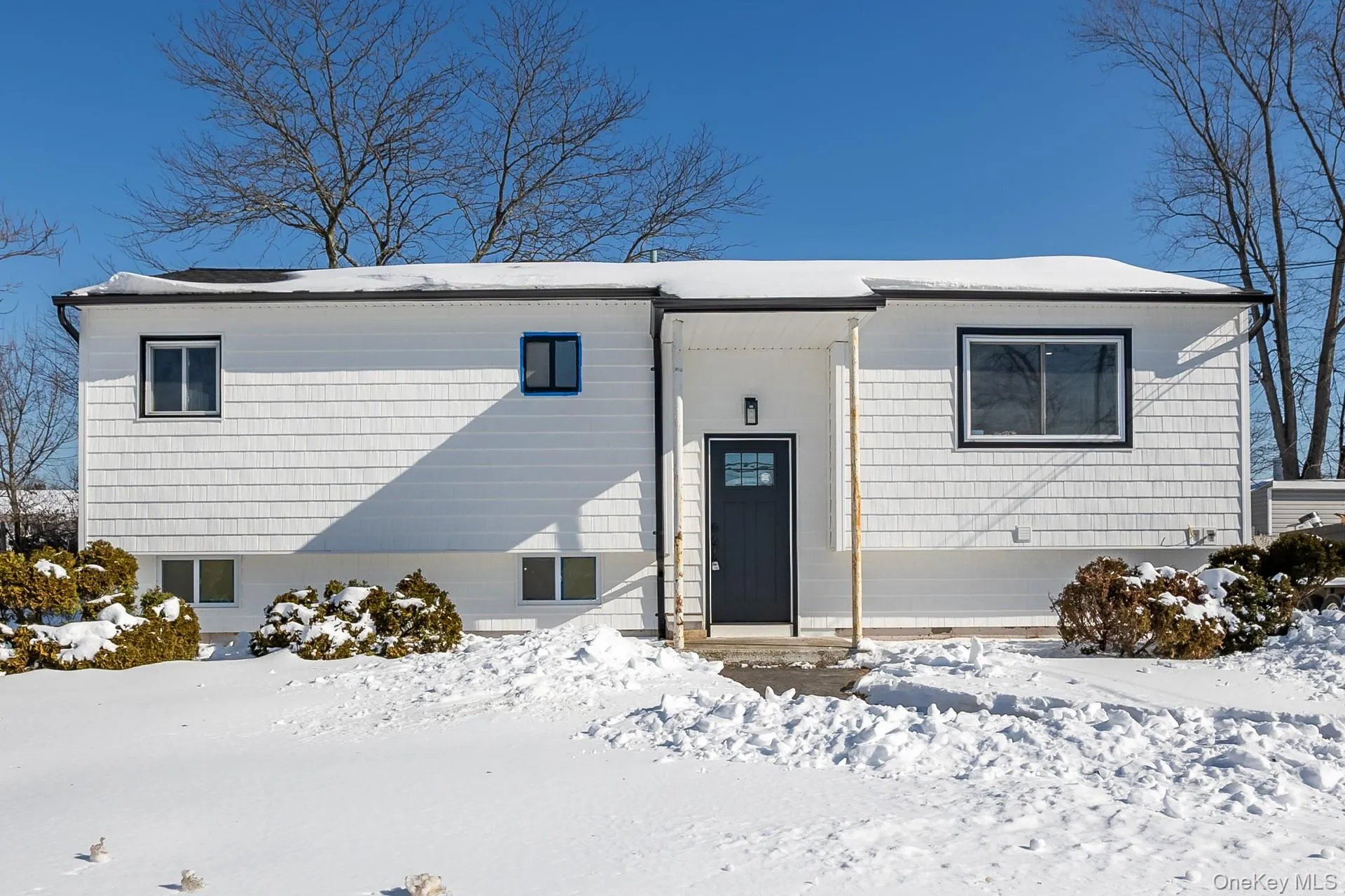 3103 Falcon Avenue, Brookhaven, NY, 5 Bedrooms Bedrooms, 8 Rooms Rooms,2 BathroomsBathrooms,Residential Lease,For Rent,Falcon,0,963587 3103 Falcon Avenue, Brookhaven, NY, 5 Bedrooms Bedrooms, 8 Rooms Rooms,2 BathroomsBathrooms,Residential Lease,For Rent,Falcon,0,963587