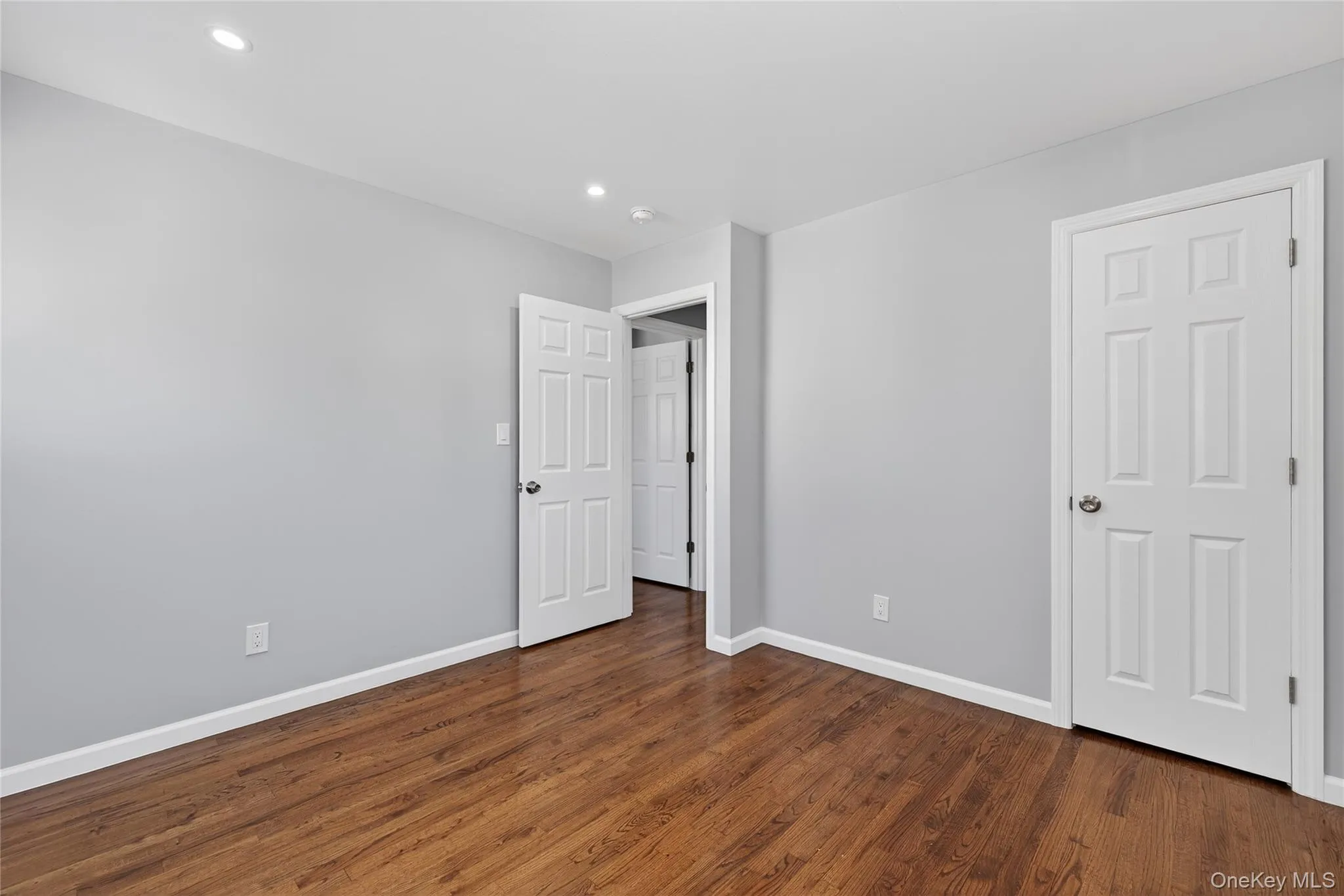 3103 Falcon Avenue, Brookhaven, NY, 5 Bedrooms Bedrooms, 8 Rooms Rooms,2 BathroomsBathrooms,Residential Lease,For Rent,Falcon,0,963587 3103 Falcon Avenue, Brookhaven, NY, 5 Bedrooms Bedrooms, 8 Rooms Rooms,2 BathroomsBathrooms,Residential Lease,For Rent,Falcon,0,963587