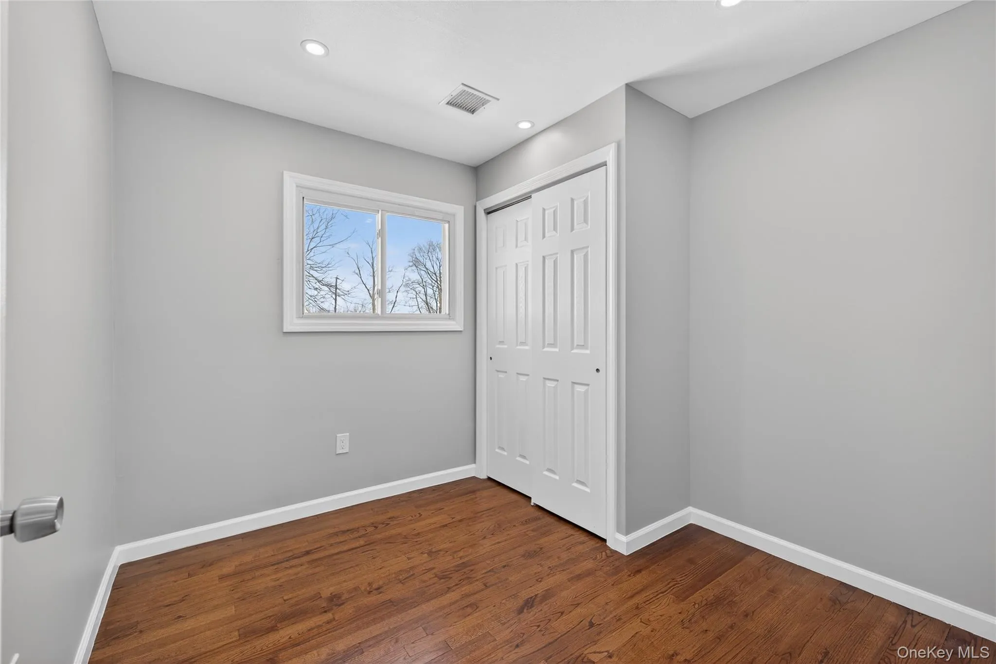 3103 Falcon Avenue, Brookhaven, NY, 5 Bedrooms Bedrooms, 8 Rooms Rooms,2 BathroomsBathrooms,Residential Lease,For Rent,Falcon,0,963587 3103 Falcon Avenue, Brookhaven, NY, 5 Bedrooms Bedrooms, 8 Rooms Rooms,2 BathroomsBathrooms,Residential Lease,For Rent,Falcon,0,963587