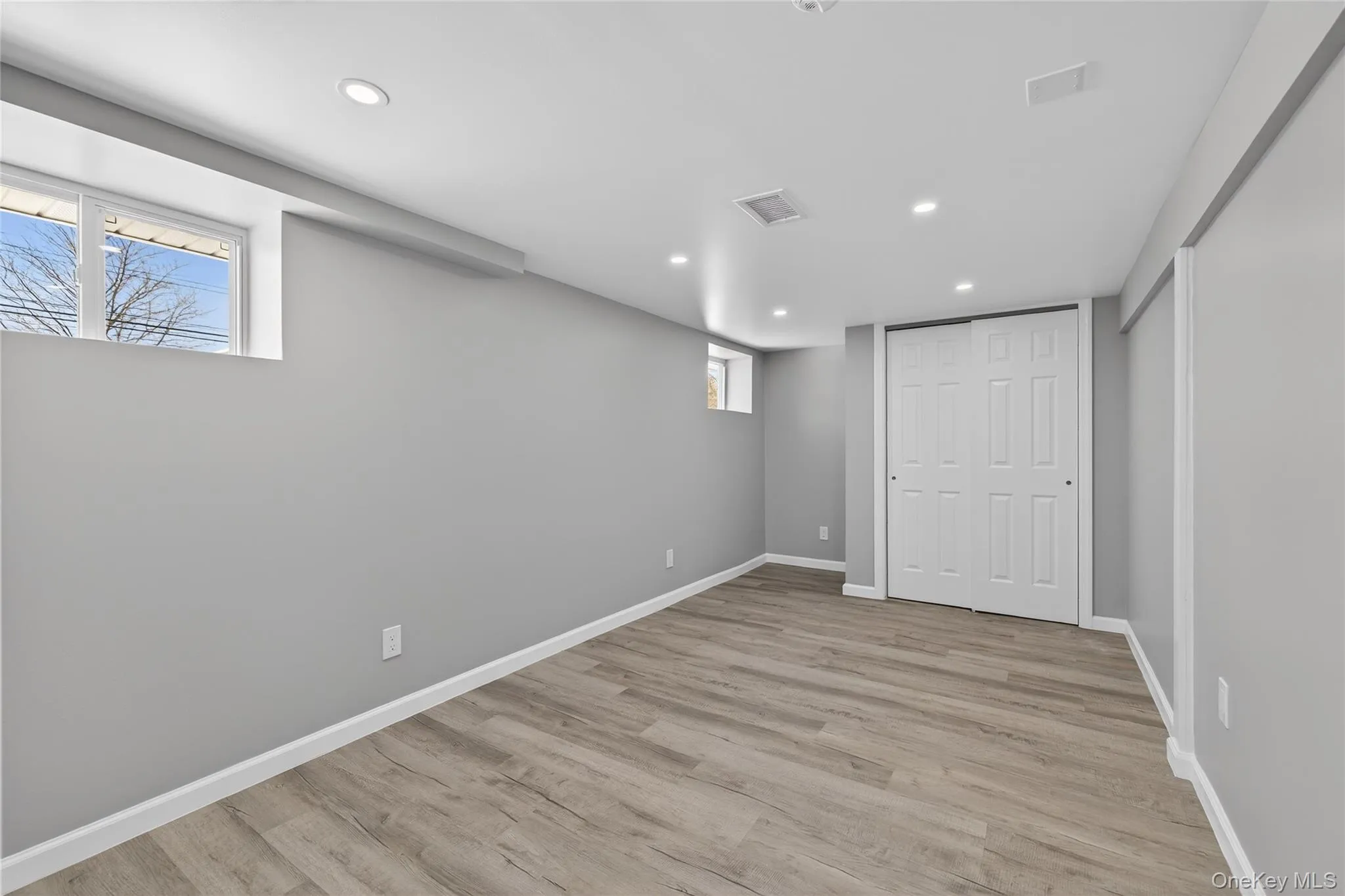 3103 Falcon Avenue, Brookhaven, NY, 5 Bedrooms Bedrooms, 8 Rooms Rooms,2 BathroomsBathrooms,Residential Lease,For Rent,Falcon,0,963587 3103 Falcon Avenue, Brookhaven, NY, 5 Bedrooms Bedrooms, 8 Rooms Rooms,2 BathroomsBathrooms,Residential Lease,For Rent,Falcon,0,963587