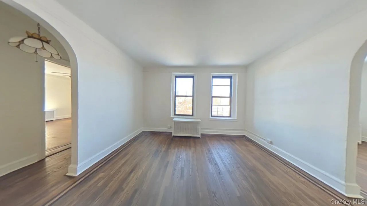 100 Pelham Road, New Rochelle, NY, 3 Bedrooms Bedrooms, 6 Rooms Rooms,2 BathroomsBathrooms,Residential,For Rent,Pelham,0,963591 100 Pelham Road, New Rochelle, NY, 3 Bedrooms Bedrooms, 6 Rooms Rooms,2 BathroomsBathrooms,Residential,For Rent,Pelham,0,963591