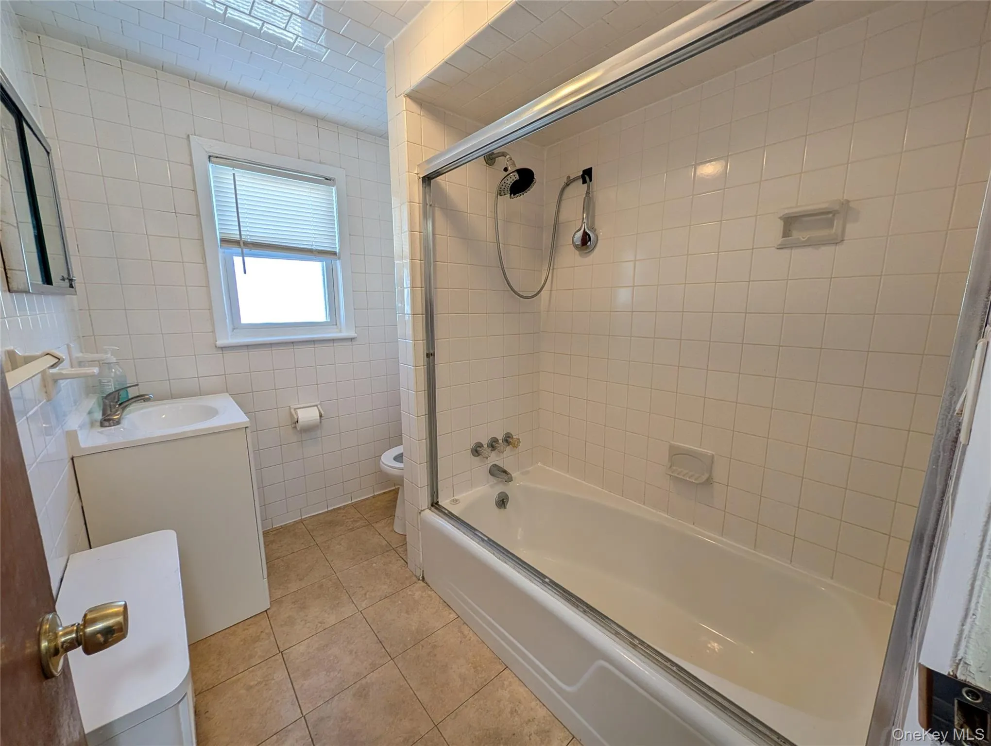 92-55 215th Place, New York, NY, 4 Bedrooms Bedrooms, 8 Rooms Rooms,1 BathroomBathrooms,Residential,For Rent,215th,0,963595 92-55 215th Place, New York, NY, 4 Bedrooms Bedrooms, 8 Rooms Rooms,1 BathroomBathrooms,Residential,For Rent,215th,0,963595