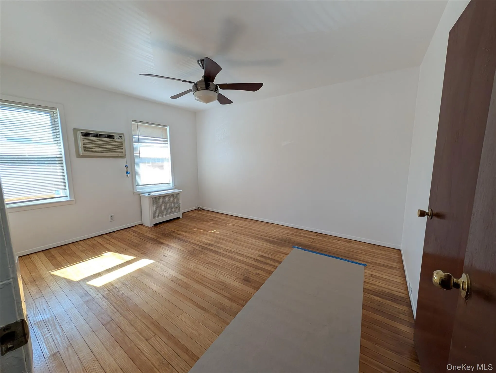 92-55 215th Place, New York, NY, 4 Bedrooms Bedrooms, 8 Rooms Rooms,1 BathroomBathrooms,Residential,For Rent,215th,0,963595 92-55 215th Place, New York, NY, 4 Bedrooms Bedrooms, 8 Rooms Rooms,1 BathroomBathrooms,Residential,For Rent,215th,0,963595
