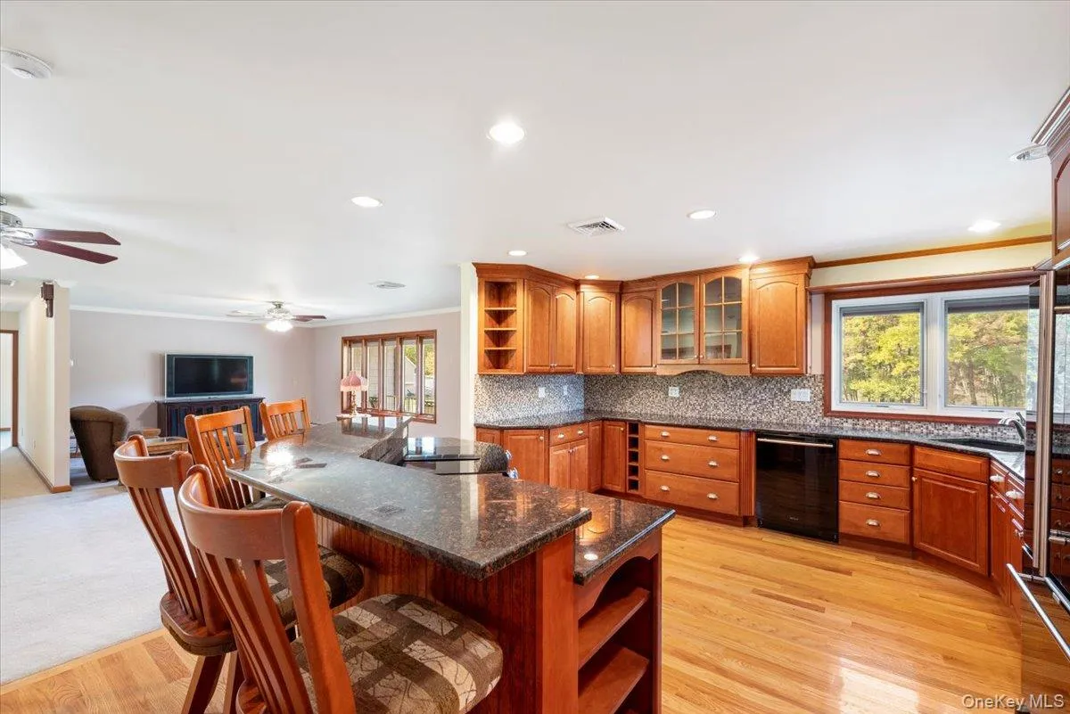 1 Van Avenue, Port Jervis, NY, 2 Bedrooms Bedrooms, 5 Rooms Rooms,2 BathroomsBathrooms,Residential Sale,For Rent,Van,0,963602 1 Van Avenue, Port Jervis, NY, 2 Bedrooms Bedrooms, 5 Rooms Rooms,2 BathroomsBathrooms,Residential Sale,For Rent,Van,0,963602