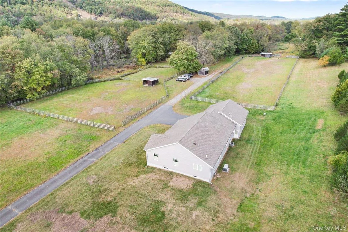 1 Van Avenue, Port Jervis, NY, 2 Bedrooms Bedrooms, 5 Rooms Rooms,2 BathroomsBathrooms,Residential Sale,For Rent,Van,0,963602 1 Van Avenue, Port Jervis, NY, 2 Bedrooms Bedrooms, 5 Rooms Rooms,2 BathroomsBathrooms,Residential Sale,For Rent,Van,0,963602
