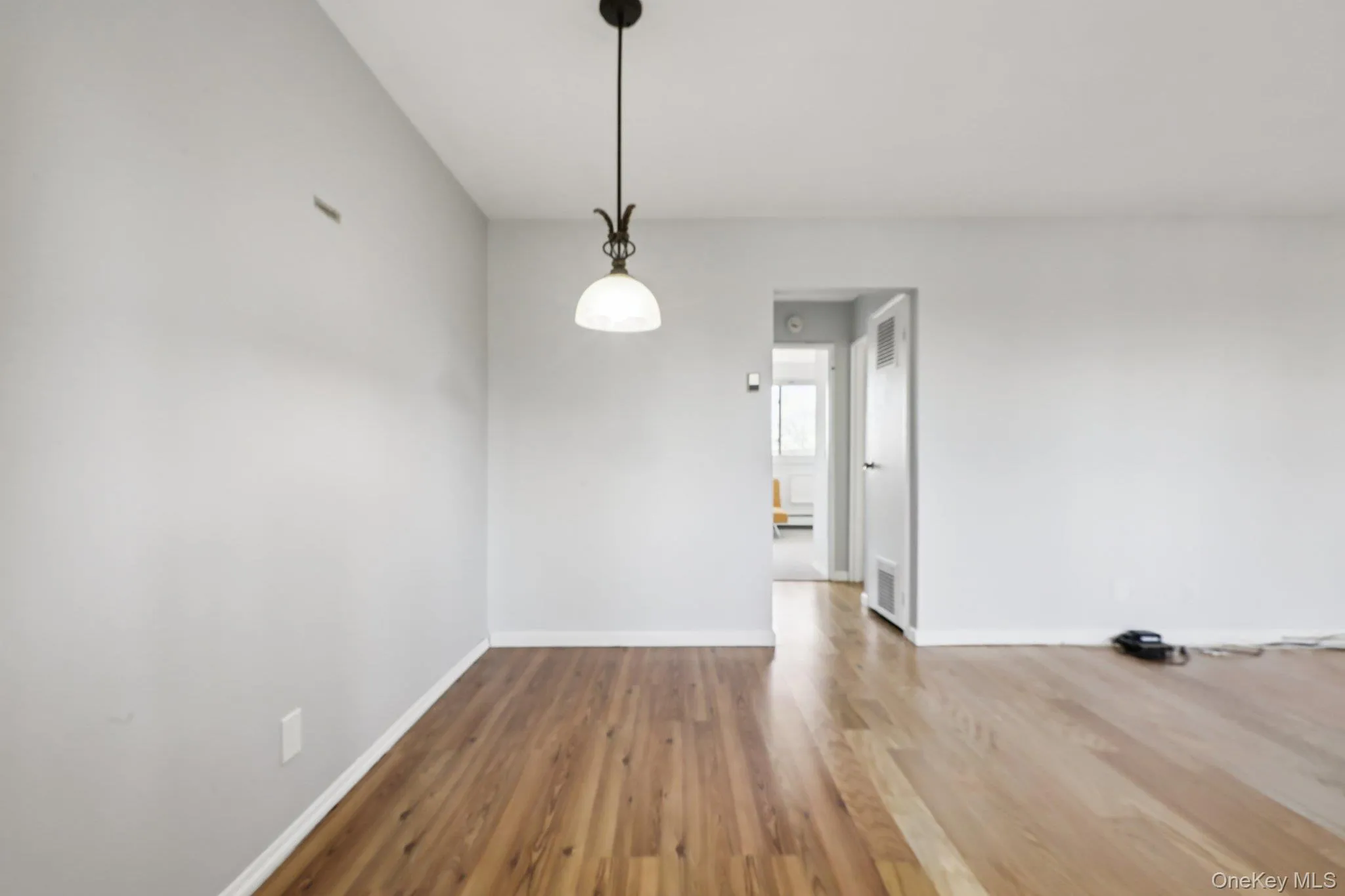 4 Wyndover Woods Lane, White Plains, NY, 2 Bedrooms Bedrooms, 4 Rooms Rooms,1 BathroomBathrooms,Residential Lease,For Rent,Wyndover Woods,0,963613 4 Wyndover Woods Lane, White Plains, NY, 2 Bedrooms Bedrooms, 4 Rooms Rooms,1 BathroomBathrooms,Residential Lease,For Rent,Wyndover Woods,0,963613