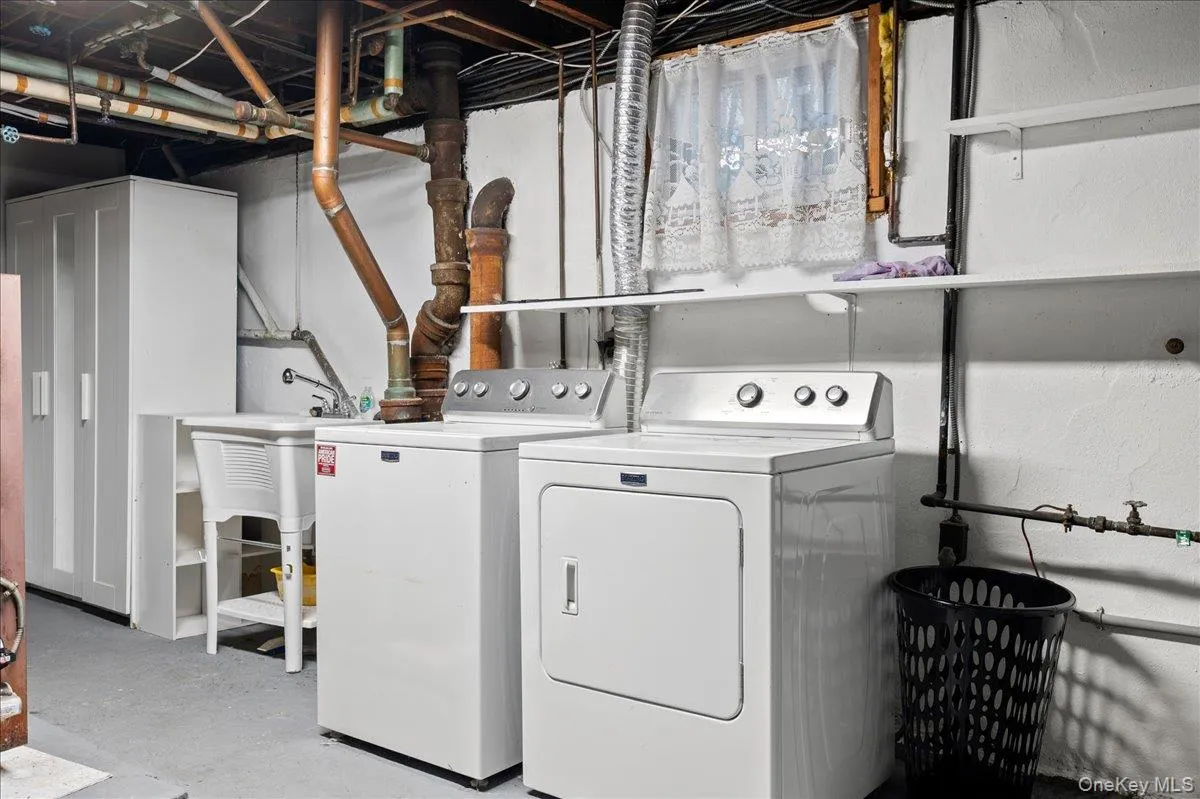 Lower level Lower level