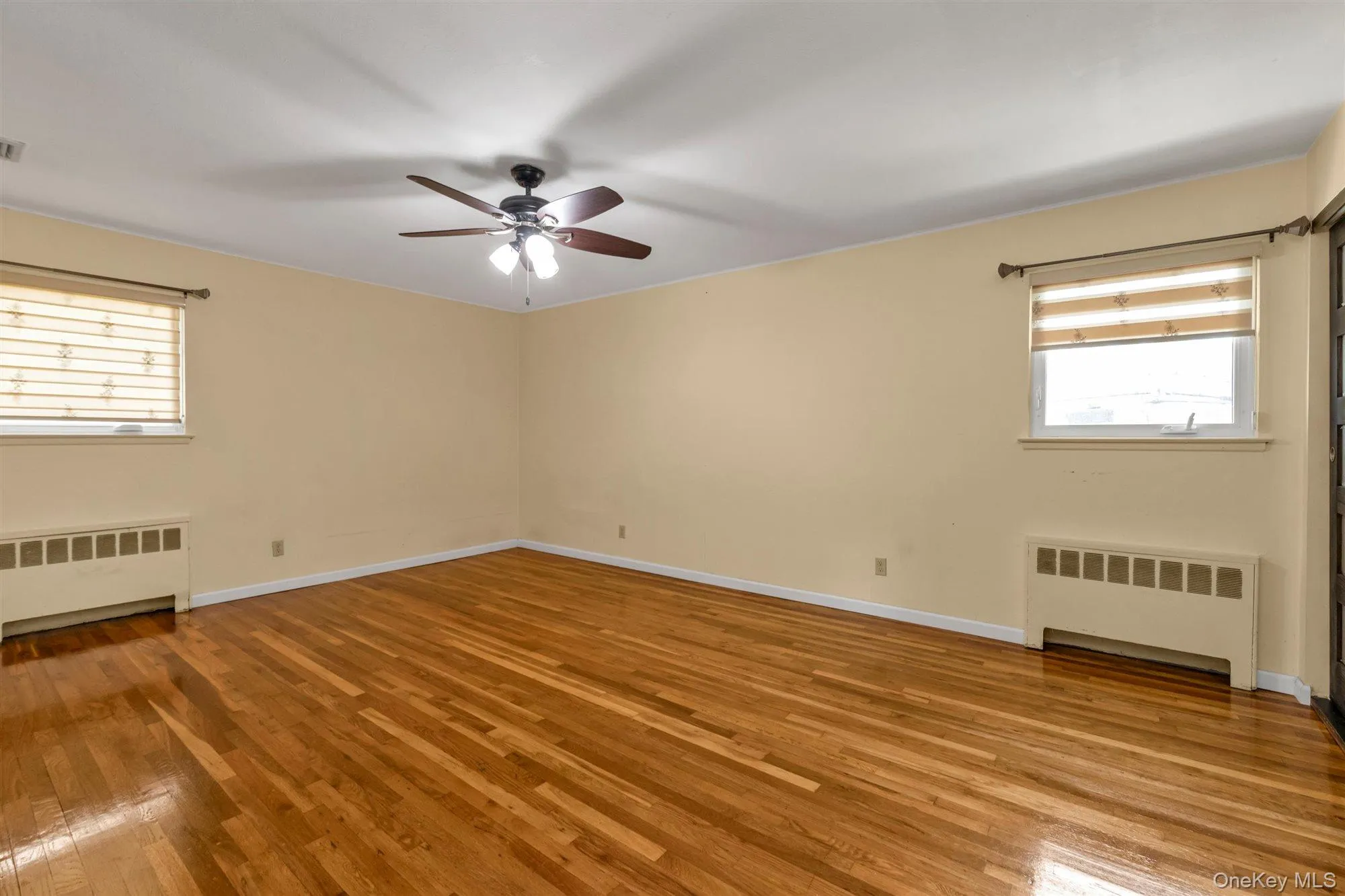830 Pepperidge Road, North Hempstead, NY, 4 Bedrooms Bedrooms, 11 Rooms Rooms,3 BathroomsBathrooms,Residential Lease,For Rent,Pepperidge,0,963636 830 Pepperidge Road, North Hempstead, NY, 4 Bedrooms Bedrooms, 11 Rooms Rooms,3 BathroomsBathrooms,Residential Lease,For Rent,Pepperidge,0,963636