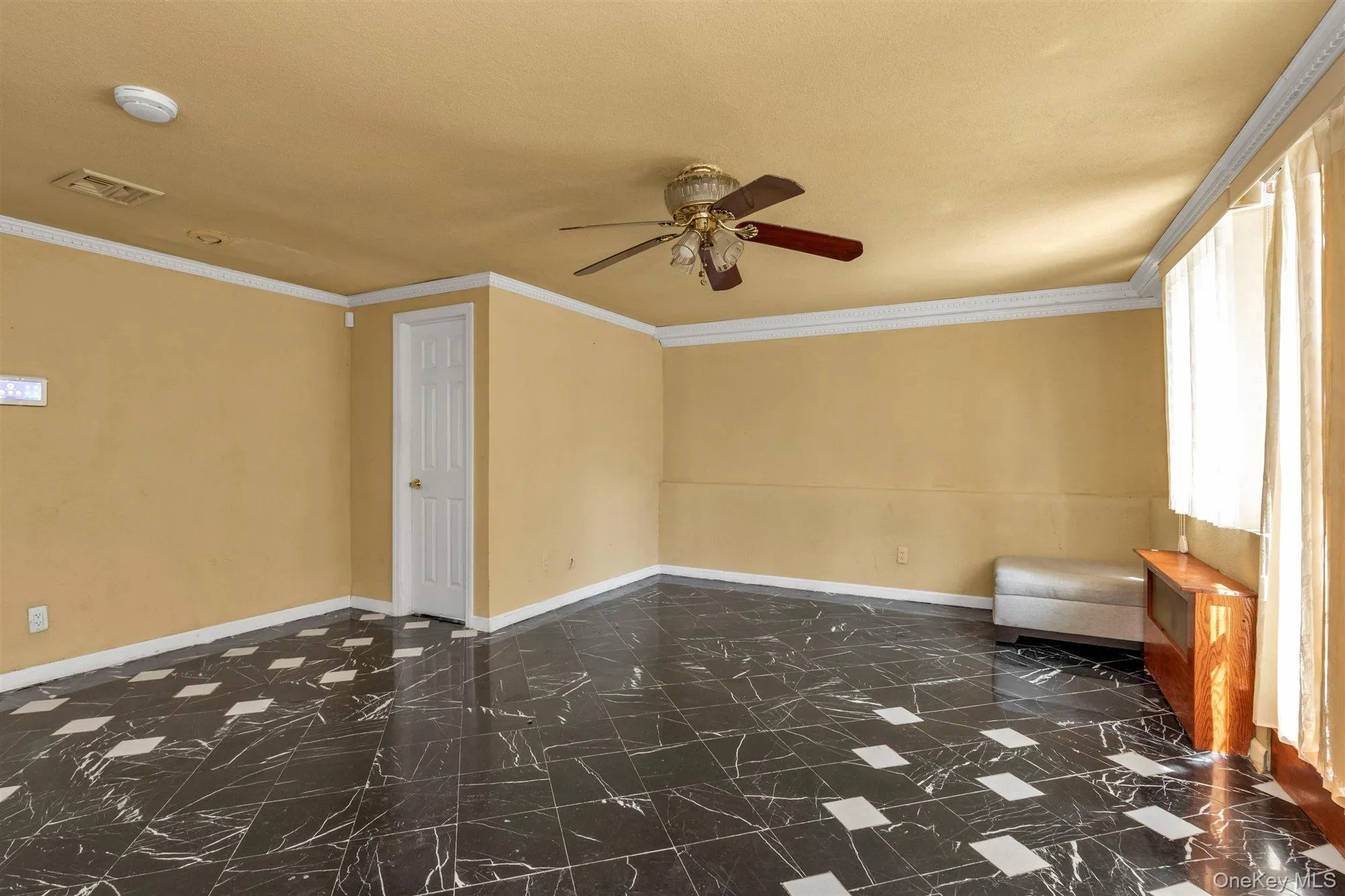 830 Pepperidge Road, North Hempstead, NY, 4 Bedrooms Bedrooms, 11 Rooms Rooms,3 BathroomsBathrooms,Residential Lease,For Rent,Pepperidge,0,963636 830 Pepperidge Road, North Hempstead, NY, 4 Bedrooms Bedrooms, 11 Rooms Rooms,3 BathroomsBathrooms,Residential Lease,For Rent,Pepperidge,0,963636