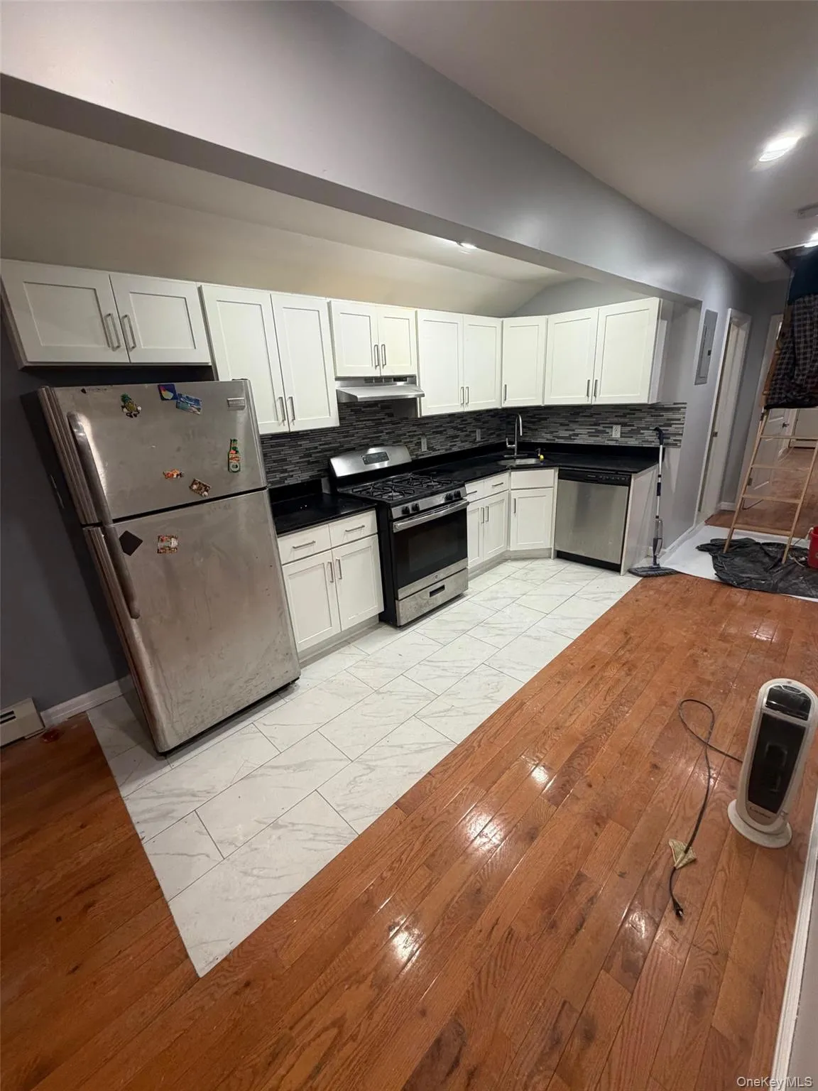 147-36 Springfield Lane, New York, NY, 3 Bedrooms Bedrooms, 5 Rooms Rooms,2 BathroomsBathrooms,Residential Lease,For Rent,Springfield,0,963647 147-36 Springfield Lane, New York, NY, 3 Bedrooms Bedrooms, 5 Rooms Rooms,2 BathroomsBathrooms,Residential Lease,For Rent,Springfield,0,963647