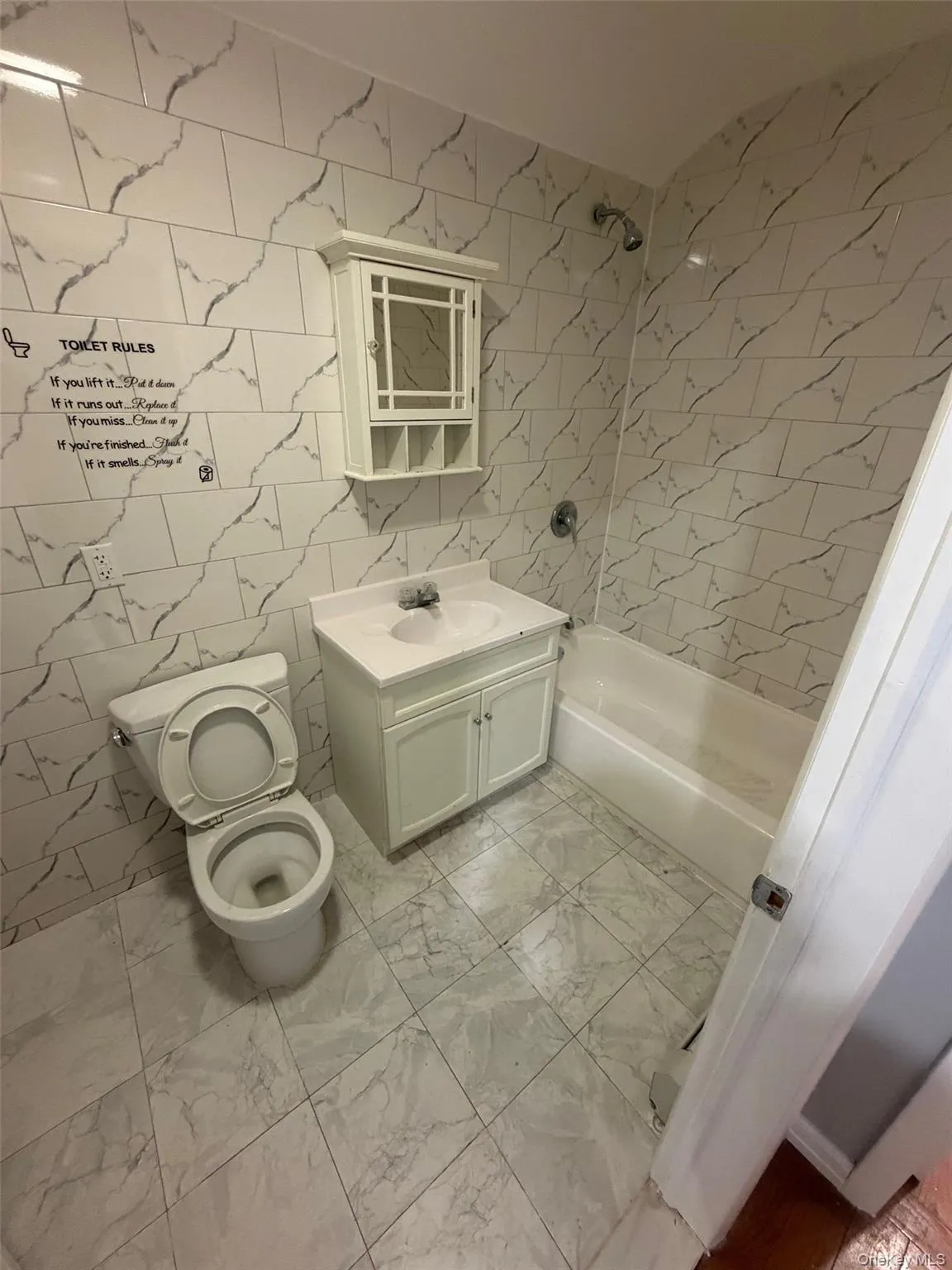 147-36 Springfield Lane, New York, NY, 3 Bedrooms Bedrooms, 5 Rooms Rooms,2 BathroomsBathrooms,Residential Lease,For Rent,Springfield,0,963647 147-36 Springfield Lane, New York, NY, 3 Bedrooms Bedrooms, 5 Rooms Rooms,2 BathroomsBathrooms,Residential Lease,For Rent,Springfield,0,963647