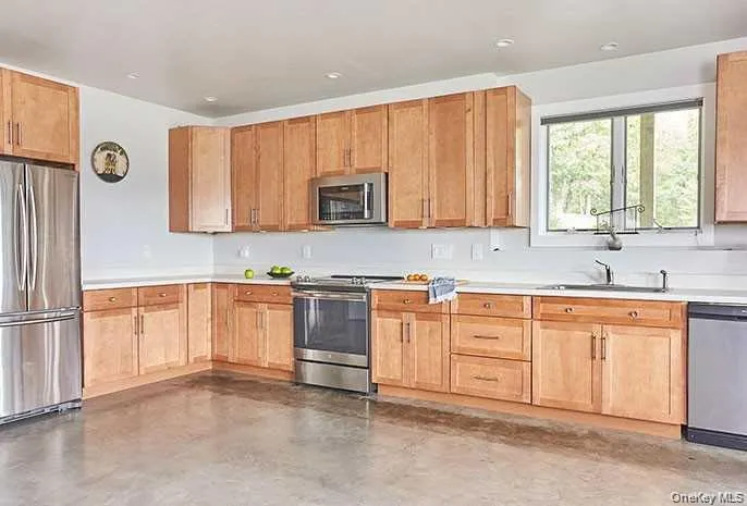 21 Contentment Lane, Red Hook, NY, 3 Bedrooms Bedrooms, 7 Rooms Rooms,3 BathroomsBathrooms,Residential Lease,For Rent,Contentment,0,963670 21 Contentment Lane, Red Hook, NY, 3 Bedrooms Bedrooms, 7 Rooms Rooms,3 BathroomsBathrooms,Residential Lease,For Rent,Contentment,0,963670