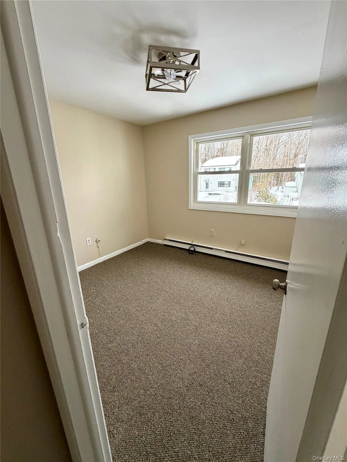 11 Kathleen Court, Thompson, NY, 3 Bedrooms Bedrooms, 4 Rooms Rooms,2 BathroomsBathrooms,Residential Lease,For Rent,Kathleen,0,963674 11 Kathleen Court, Thompson, NY, 3 Bedrooms Bedrooms, 4 Rooms Rooms,2 BathroomsBathrooms,Residential Lease,For Rent,Kathleen,0,963674