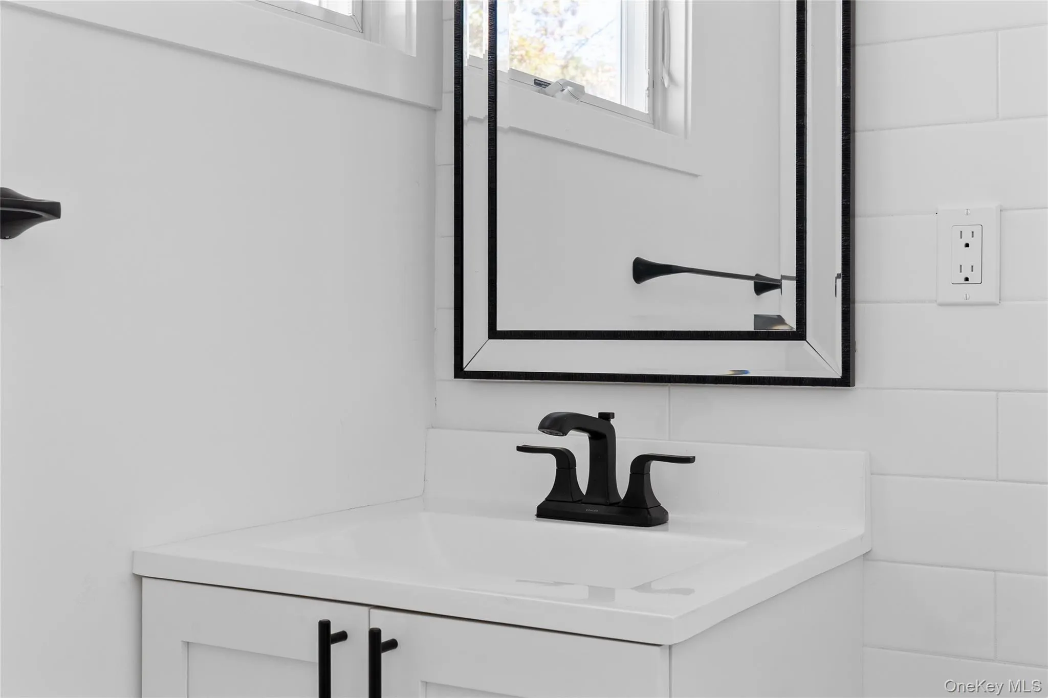 20 Mortimer Street, Southampton, NY, 1 Bedroom Bedrooms, 3 Rooms Rooms,1 BathroomBathrooms,Residential Lease,For Rent,Mortimer,0,963677 20 Mortimer Street, Southampton, NY, 1 Bedroom Bedrooms, 3 Rooms Rooms,1 BathroomBathrooms,Residential Lease,For Rent,Mortimer,0,963677