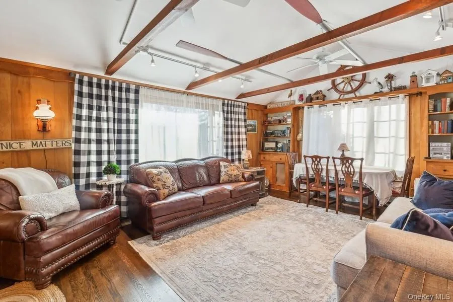 1850 Sterling Road, Southold, NY, 3 Bedrooms Bedrooms, 7 Rooms Rooms,1 BathroomBathrooms,Residential Lease,For Rent,Sterling,0,963696 1850 Sterling Road, Southold, NY, 3 Bedrooms Bedrooms, 7 Rooms Rooms,1 BathroomBathrooms,Residential Lease,For Rent,Sterling,0,963696