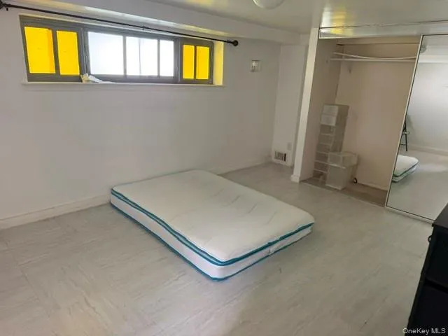 268 Beach 17th Street, New York, NY, 3 Bedrooms Bedrooms, 6 Rooms Rooms,2 BathroomsBathrooms,Residential,For Rent,Beach 17th,0,963743 268 Beach 17th Street, New York, NY, 3 Bedrooms Bedrooms, 6 Rooms Rooms,2 BathroomsBathrooms,Residential,For Rent,Beach 17th,0,963743