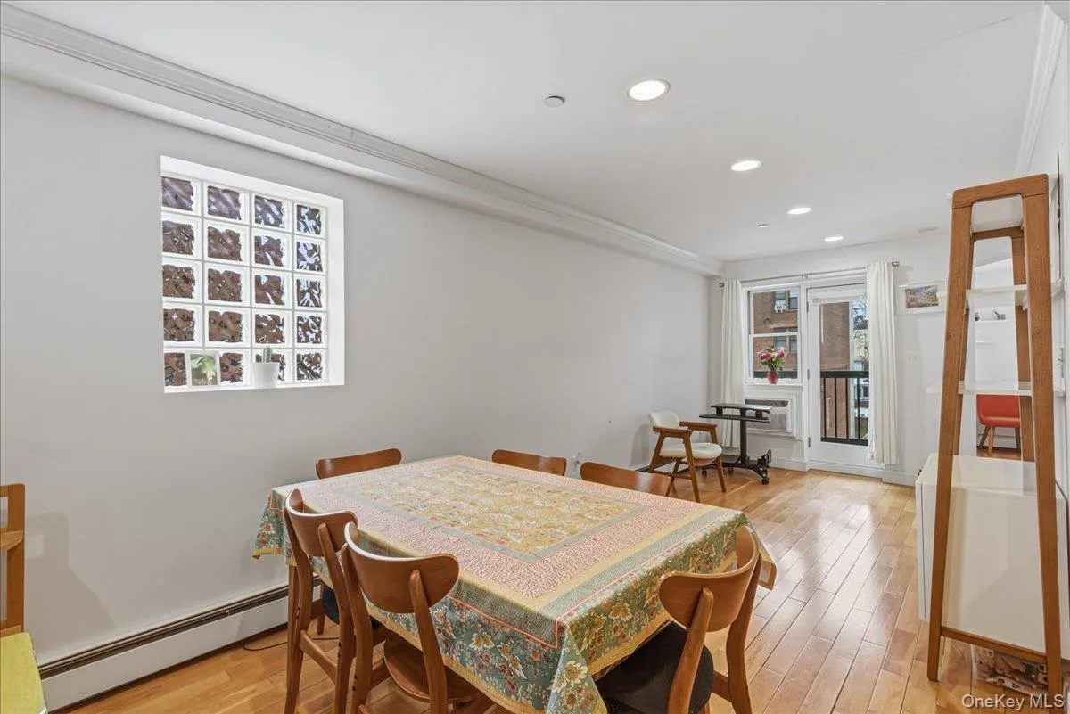 83-71 116th Street, New York, NY, 1 Bedroom Bedrooms, 4 Rooms Rooms,1 BathroomBathrooms,Residential,For Rent,116th,0,963745 83-71 116th Street, New York, NY, 1 Bedroom Bedrooms, 4 Rooms Rooms,1 BathroomBathrooms,Residential,For Rent,116th,0,963745
