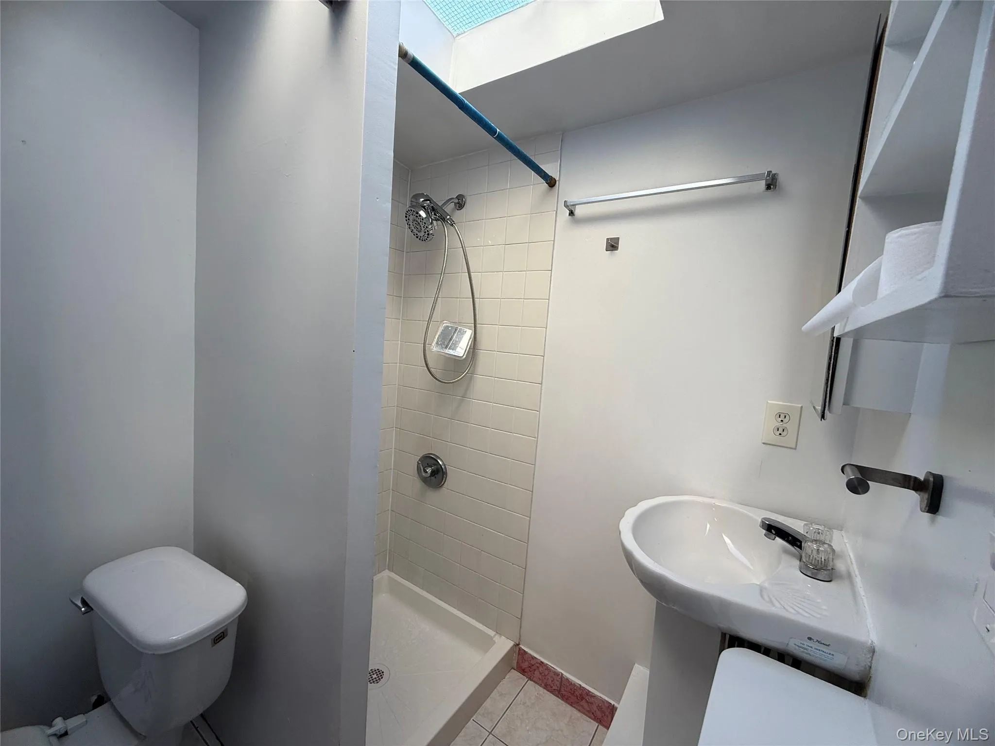 25-12 14th Place, New York, NY, 1 Room Rooms,1 BathroomBathrooms,Residential Lease,For Rent,14th,0,963760 25-12 14th Place, New York, NY, 1 Room Rooms,1 BathroomBathrooms,Residential Lease,For Rent,14th,0,963760