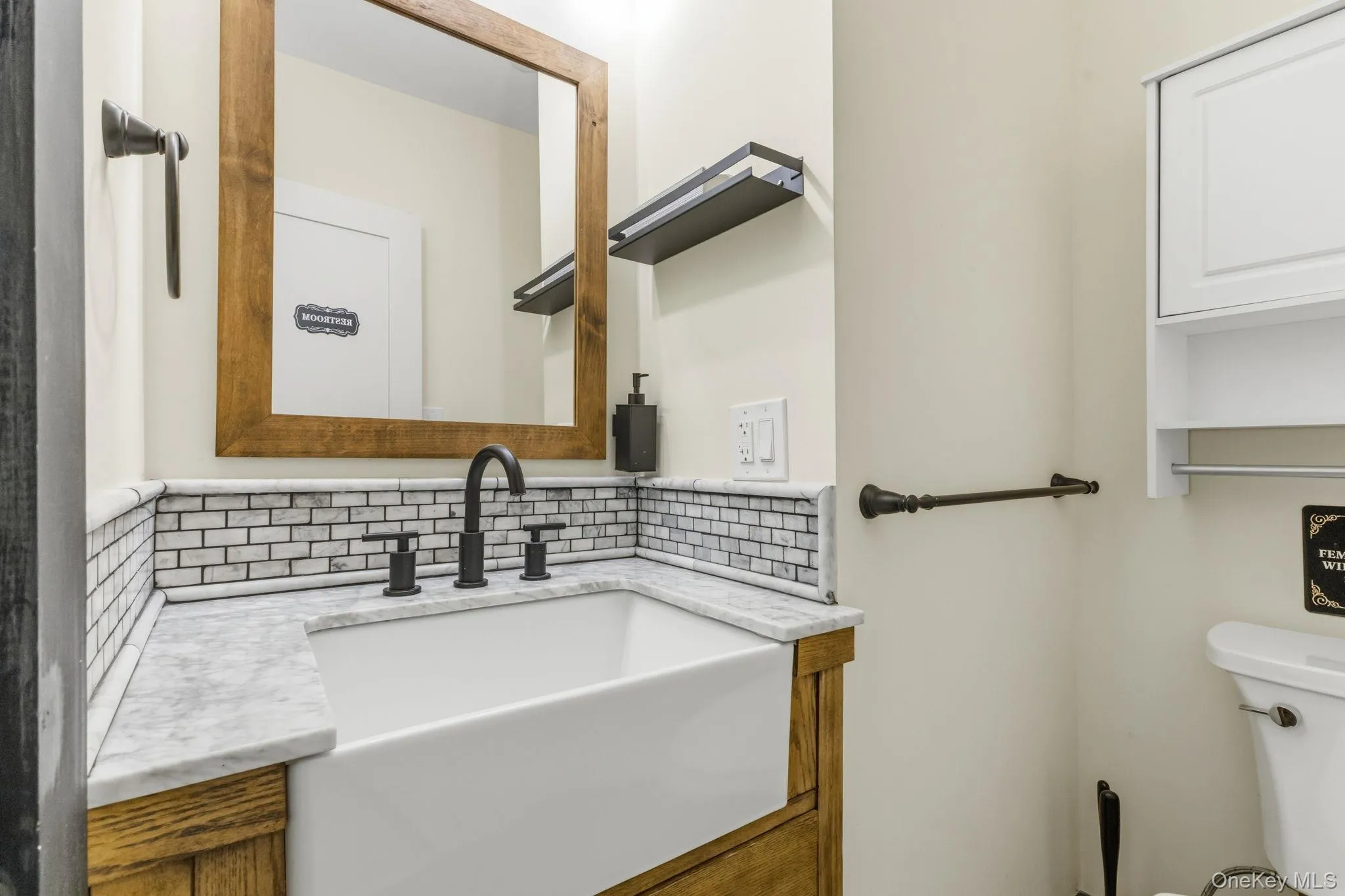 Half bathroom Half bathroom