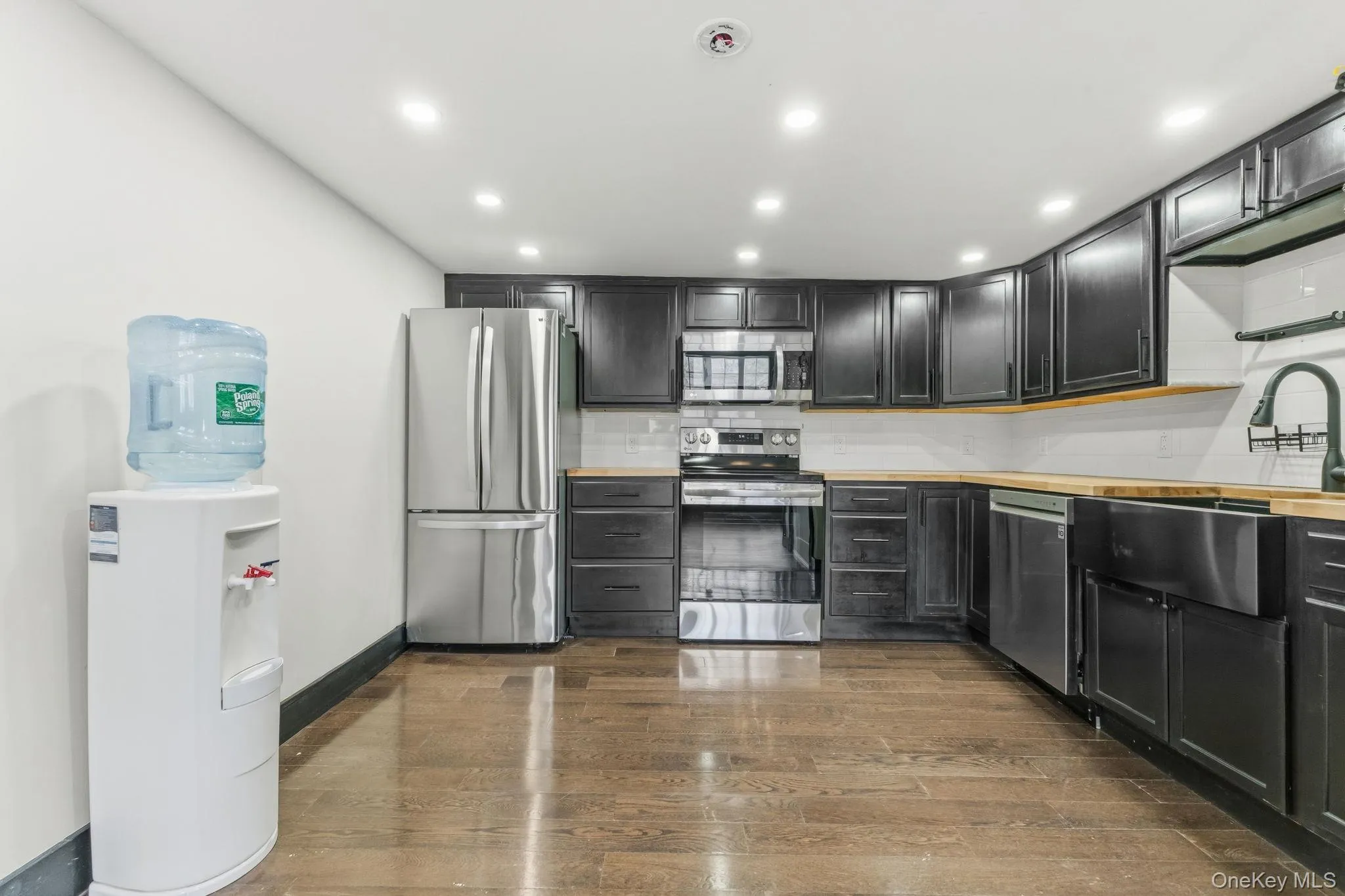 1156 Route 35, Lewisboro, NY, 2 Bedrooms Bedrooms, 7 Rooms Rooms,2 BathroomsBathrooms,Residential Lease,For Rent,Route 35,0,963762 1156 Route 35, Lewisboro, NY, 2 Bedrooms Bedrooms, 7 Rooms Rooms,2 BathroomsBathrooms,Residential Lease,For Rent,Route 35,0,963762