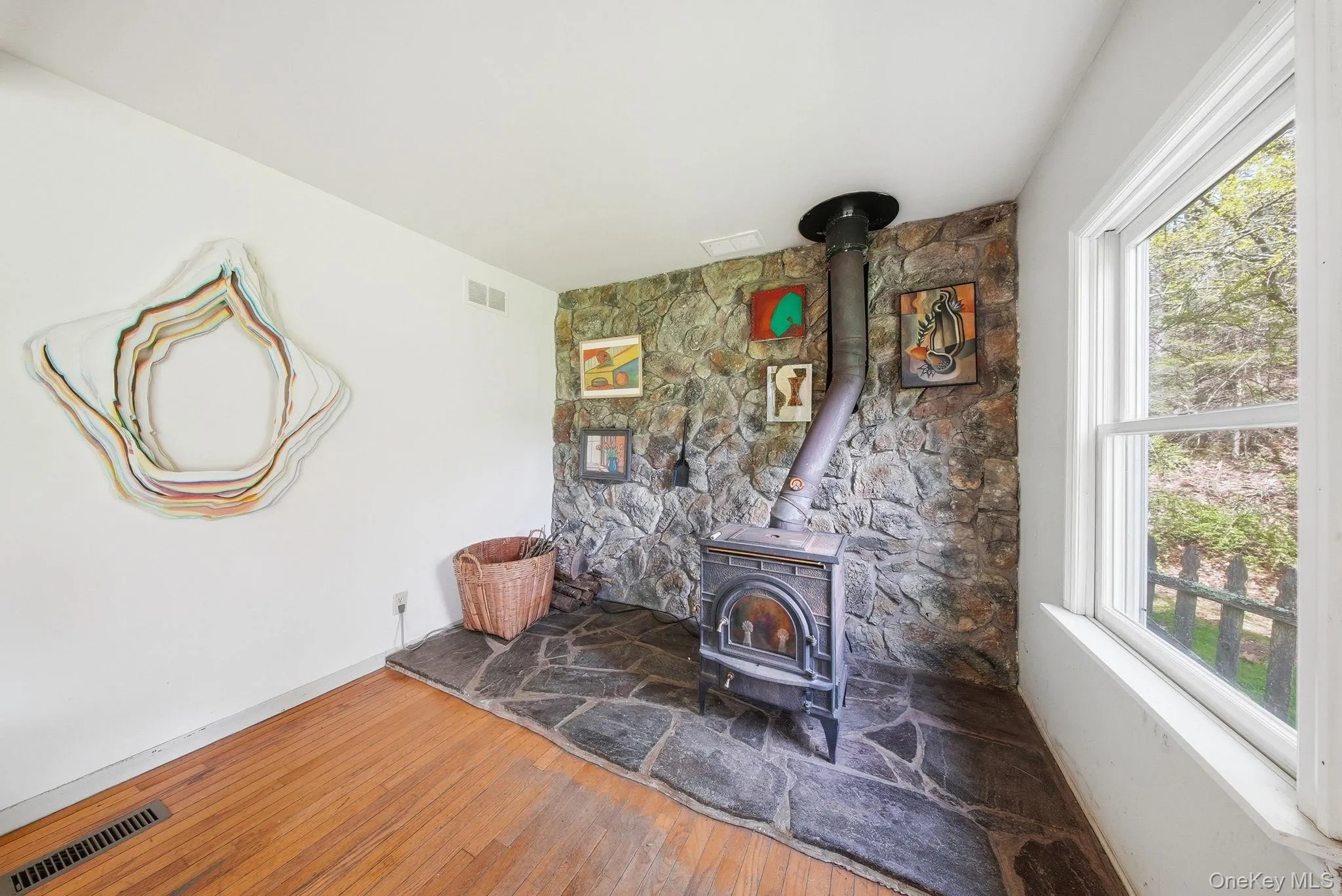 271 High Road, Lumberland, NY, 3 Bedrooms Bedrooms, 7 Rooms Rooms,2 BathroomsBathrooms,Residential,For Rent,High,0,963784 271 High Road, Lumberland, NY, 3 Bedrooms Bedrooms, 7 Rooms Rooms,2 BathroomsBathrooms,Residential,For Rent,High,0,963784