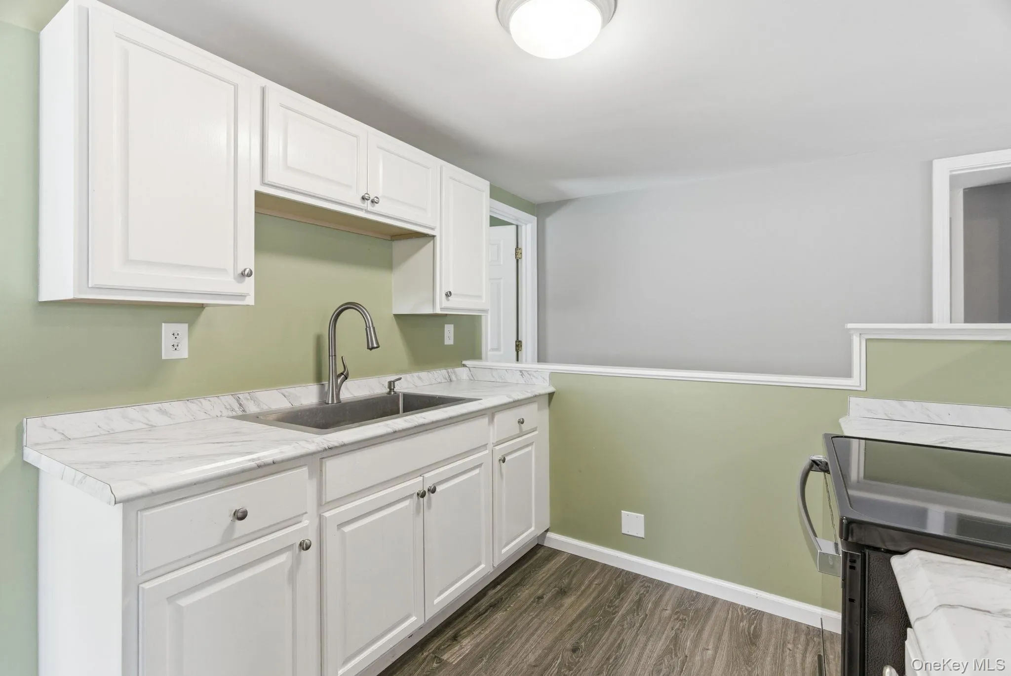 Open kitchen with plenty of counter space Open kitchen with plenty of counter space