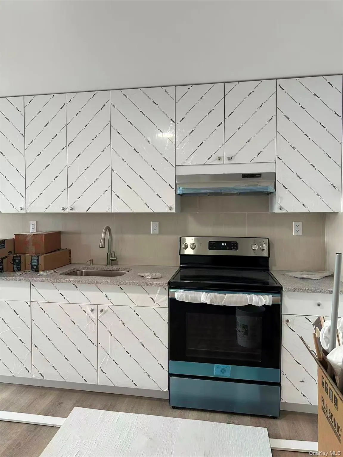 70-33 Queens Boulevard, New York, NY, 2 Bedrooms Bedrooms, 5 Rooms Rooms,2 BathroomsBathrooms,Residential Lease,For Rent,Queens,0,963809 70-33 Queens Boulevard, New York, NY, 2 Bedrooms Bedrooms, 5 Rooms Rooms,2 BathroomsBathrooms,Residential Lease,For Rent,Queens,0,963809