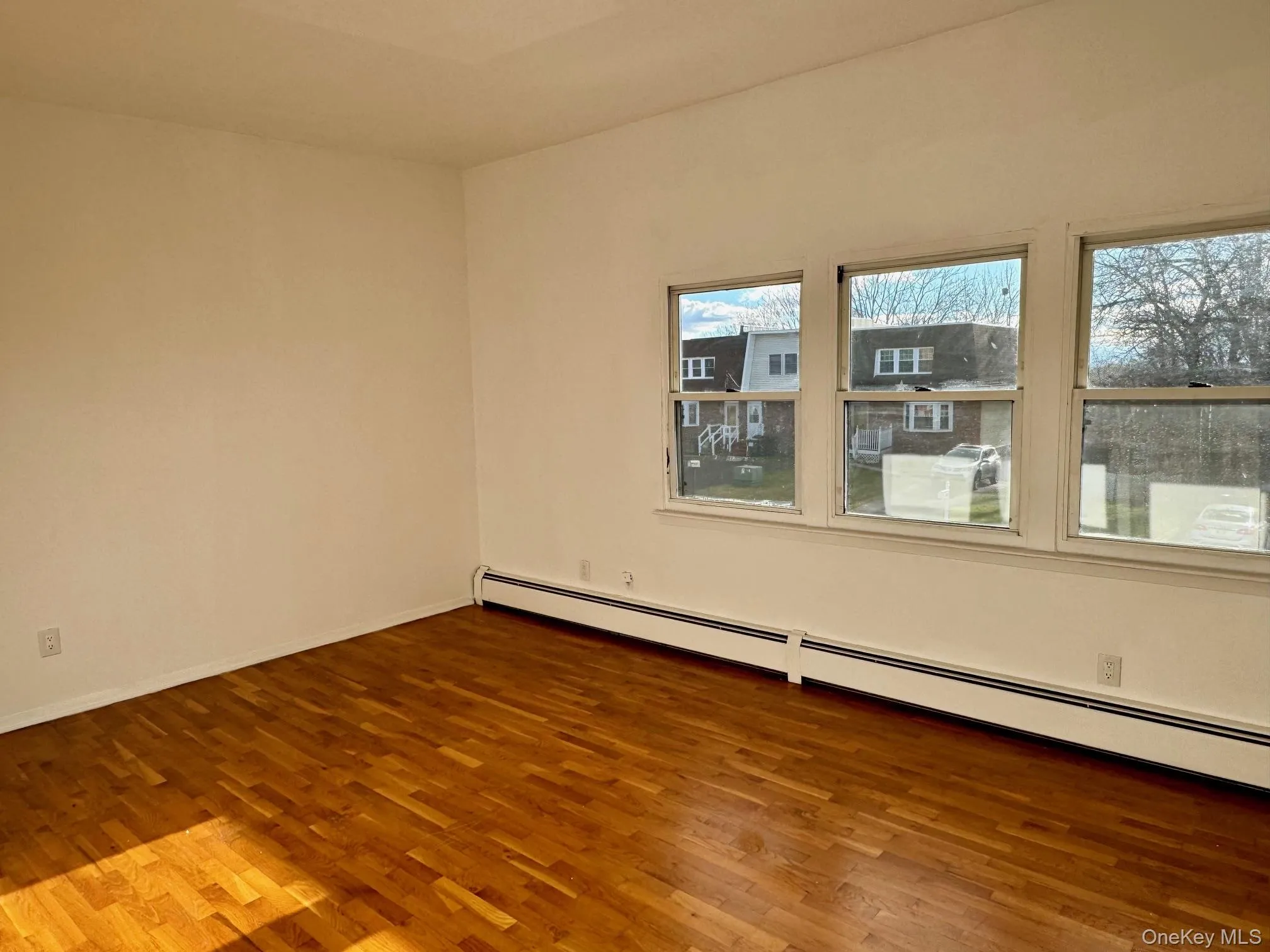 10 Chaucer Court, Wallkill, NY, 3 Bedrooms Bedrooms, 6 Rooms Rooms,1 BathroomBathrooms,Residential Lease,For Rent,Chaucer,0,963815 10 Chaucer Court, Wallkill, NY, 3 Bedrooms Bedrooms, 6 Rooms Rooms,1 BathroomBathrooms,Residential Lease,For Rent,Chaucer,0,963815