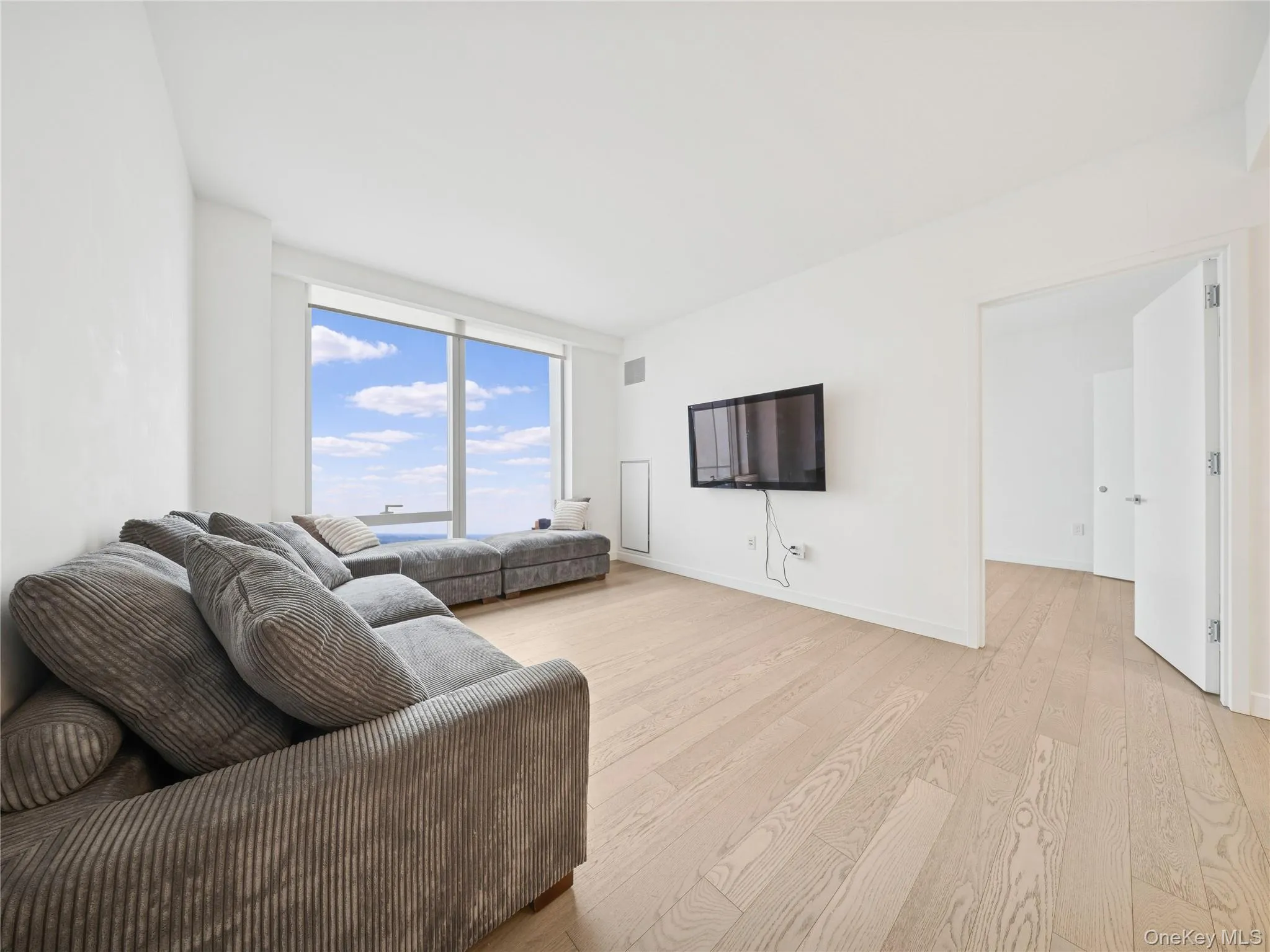 252 south Street, New York, NY, 1 Bedroom Bedrooms, 1 Room Rooms,1 BathroomBathrooms,Residential,For Rent,south,0,963817 252 south Street, New York, NY, 1 Bedroom Bedrooms, 1 Room Rooms,1 BathroomBathrooms,Residential,For Rent,south,0,963817